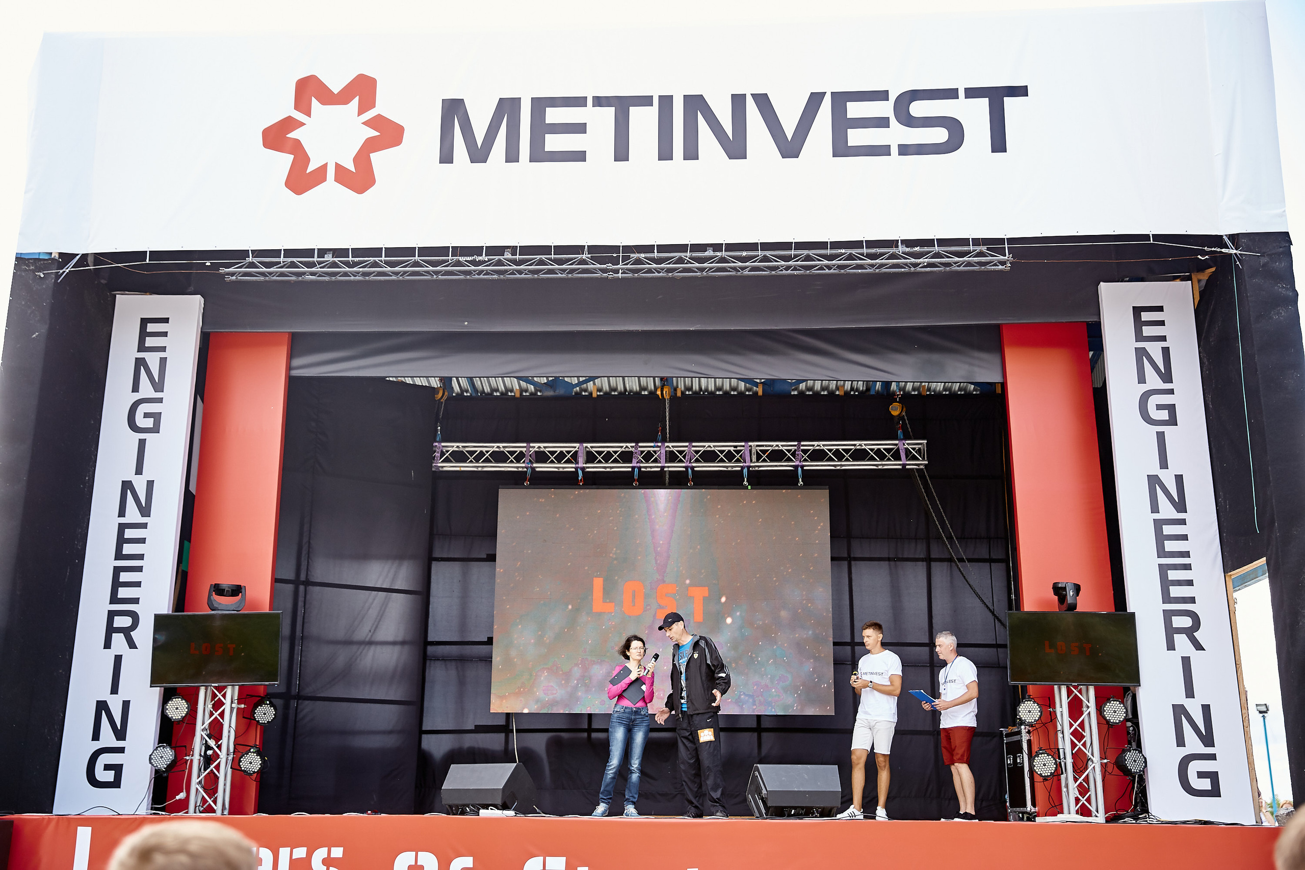 Репортажна фотосессія тимбілдингу для компанії Метінвест Інжинірінг