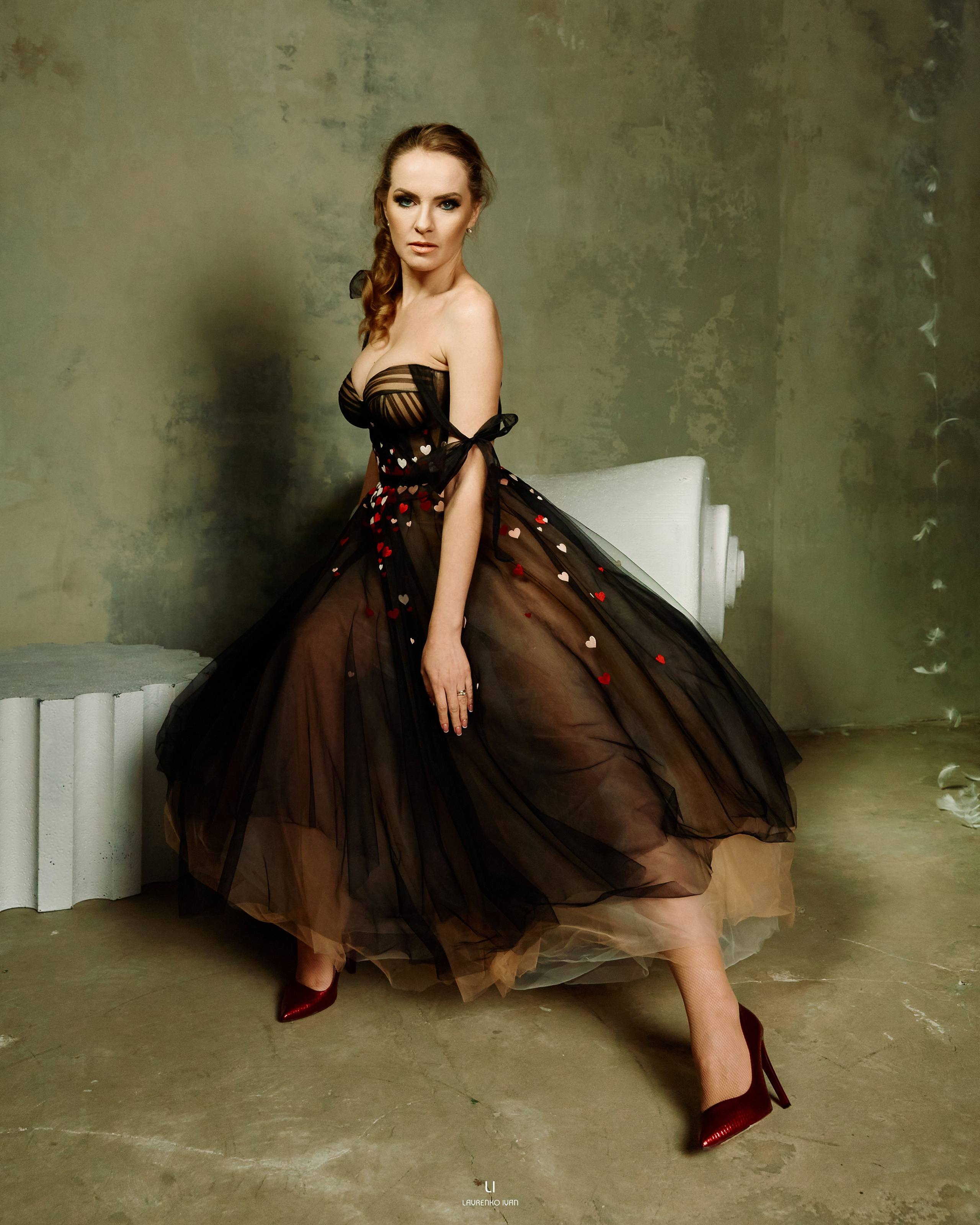 Індивідуальна Фотосесія (Дніпро). Фото В Студії  Та На Природі