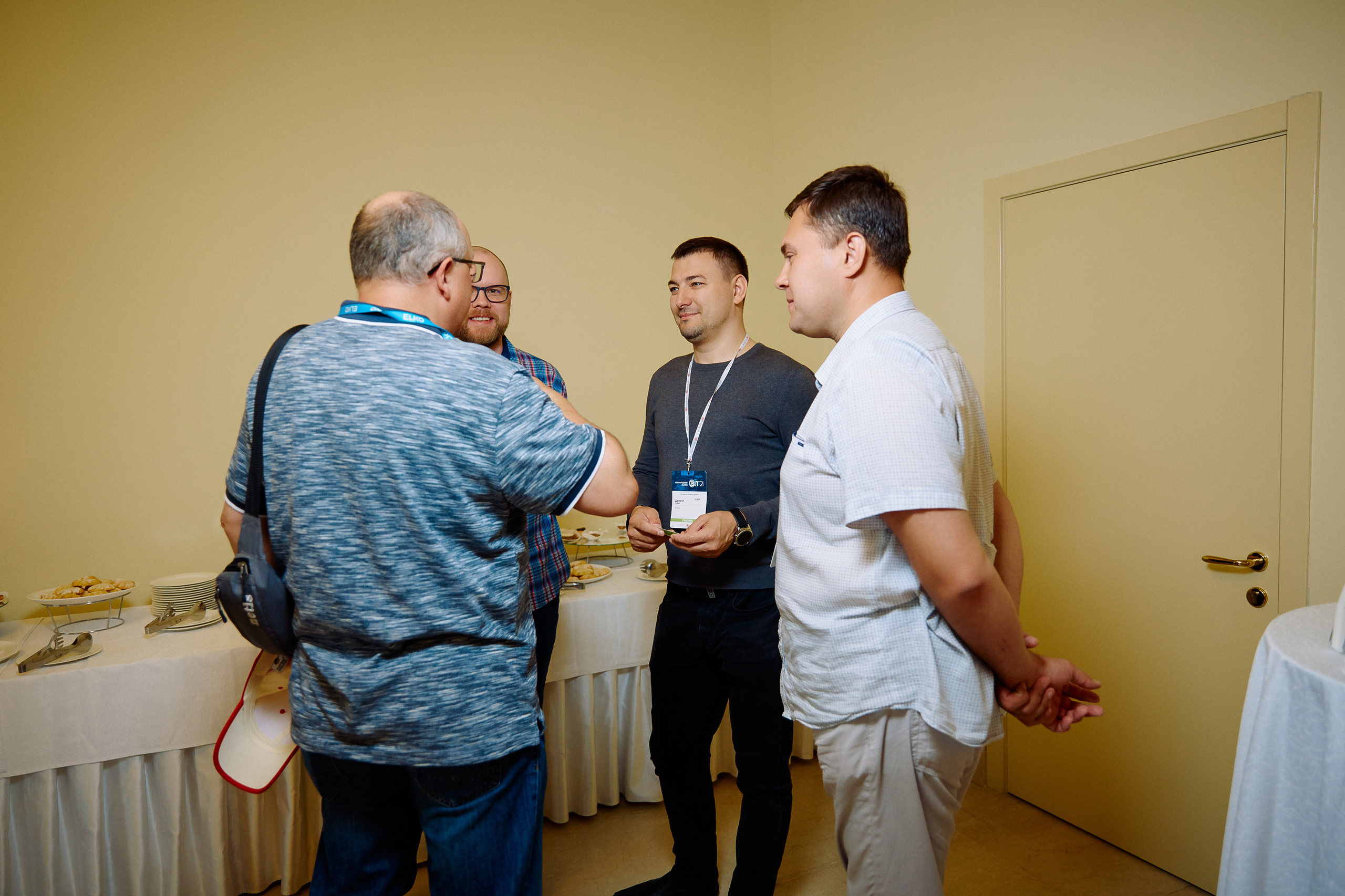 Репортажна зйомка(Дніпро) Фото конференції ВІТ 2021