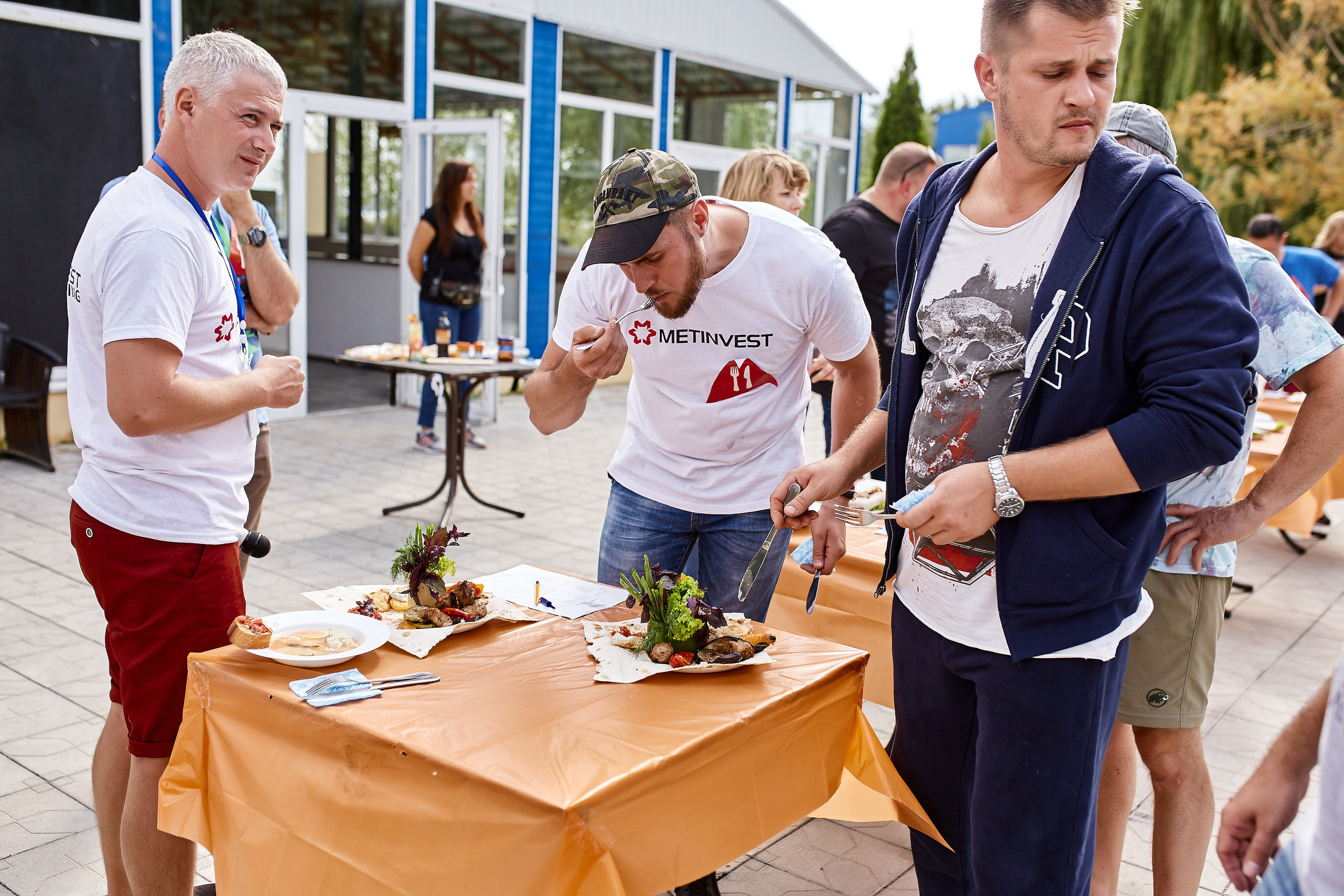 Репортажна фотосессія тимбілдингу для компанії Метінвест Інжинірінг