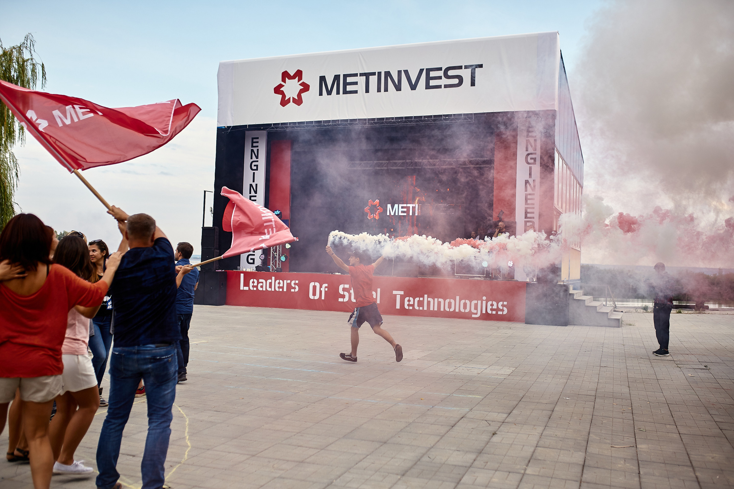 Репортажна фотосессія тимбілдингу для компанії Метінвест Інжинірінг