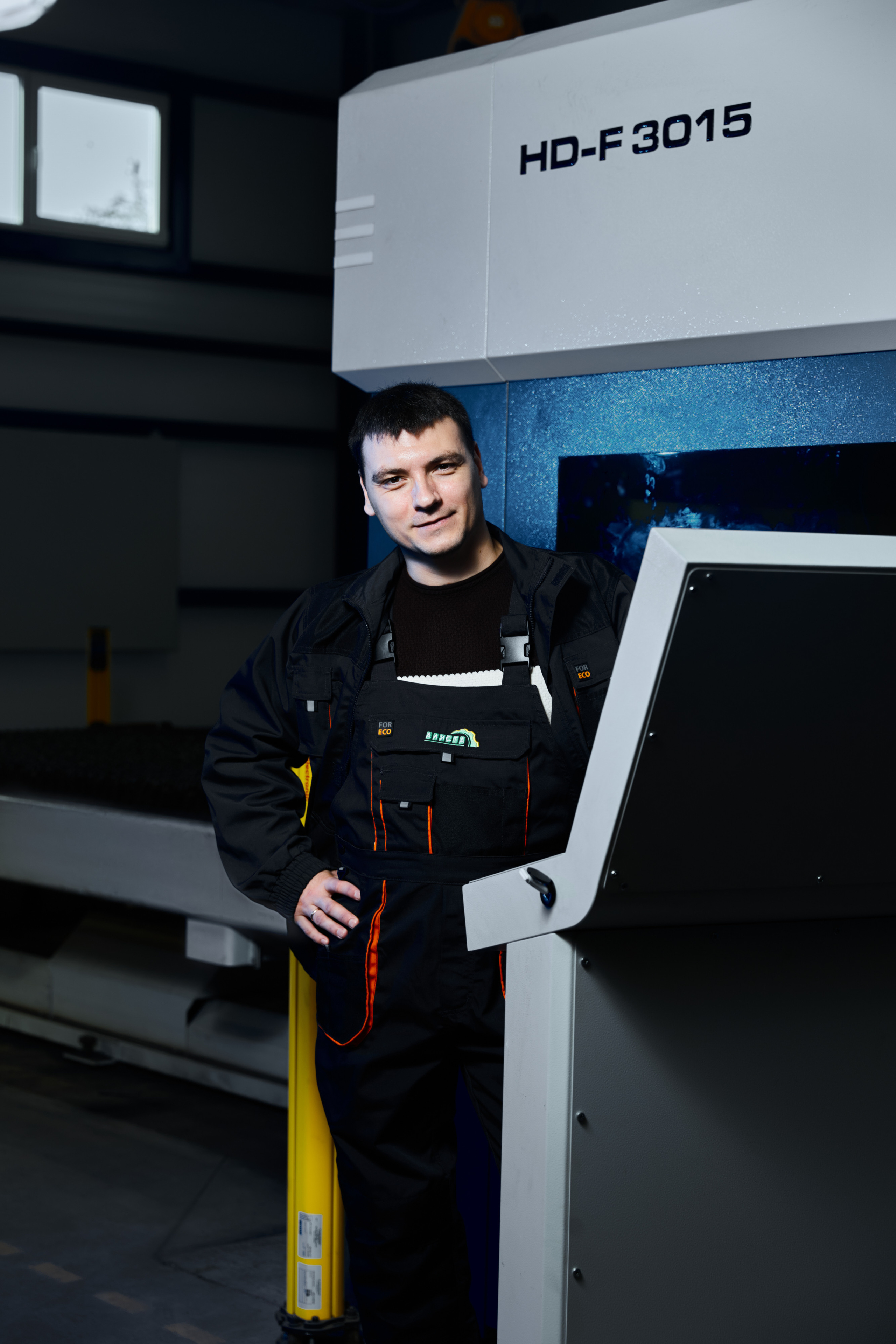 Рекламная съемка оборудования для компании "Алиста" Фото станков