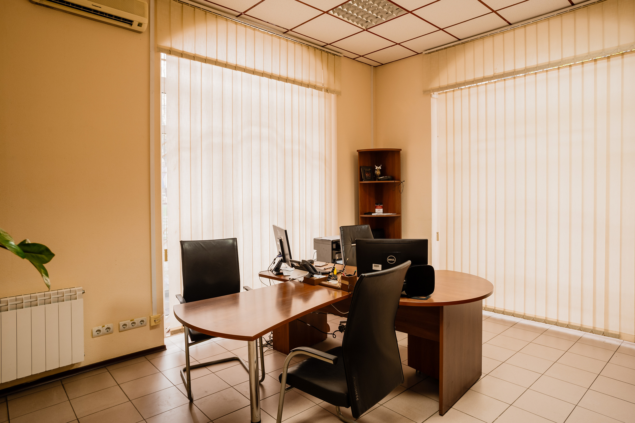 Фото приміщень для рекламних буклетів. Зйомка фасадів та інтер’єрів