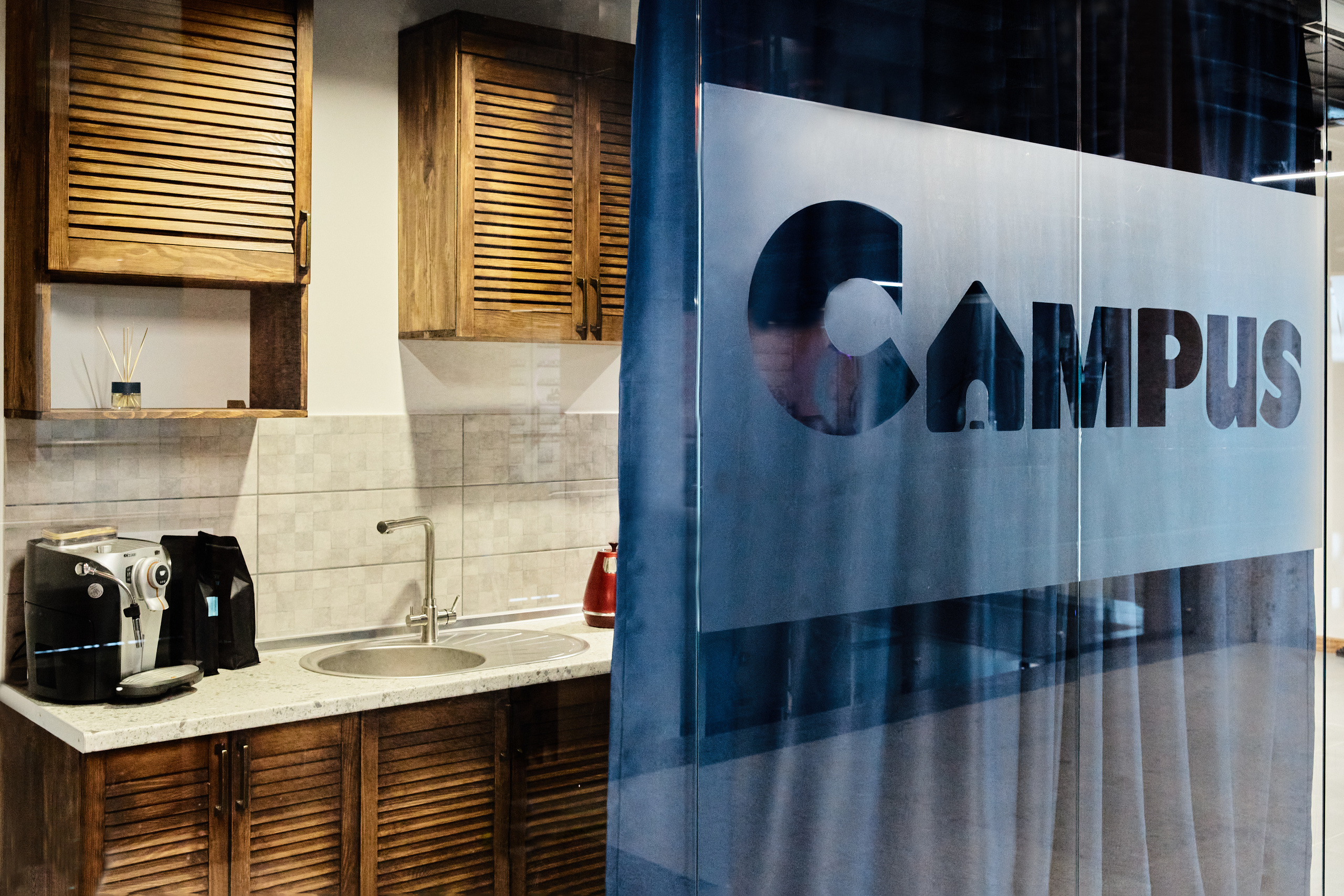 Інтер'єрні фото, креативного простору Сampus Сreative Hall. Дніпро