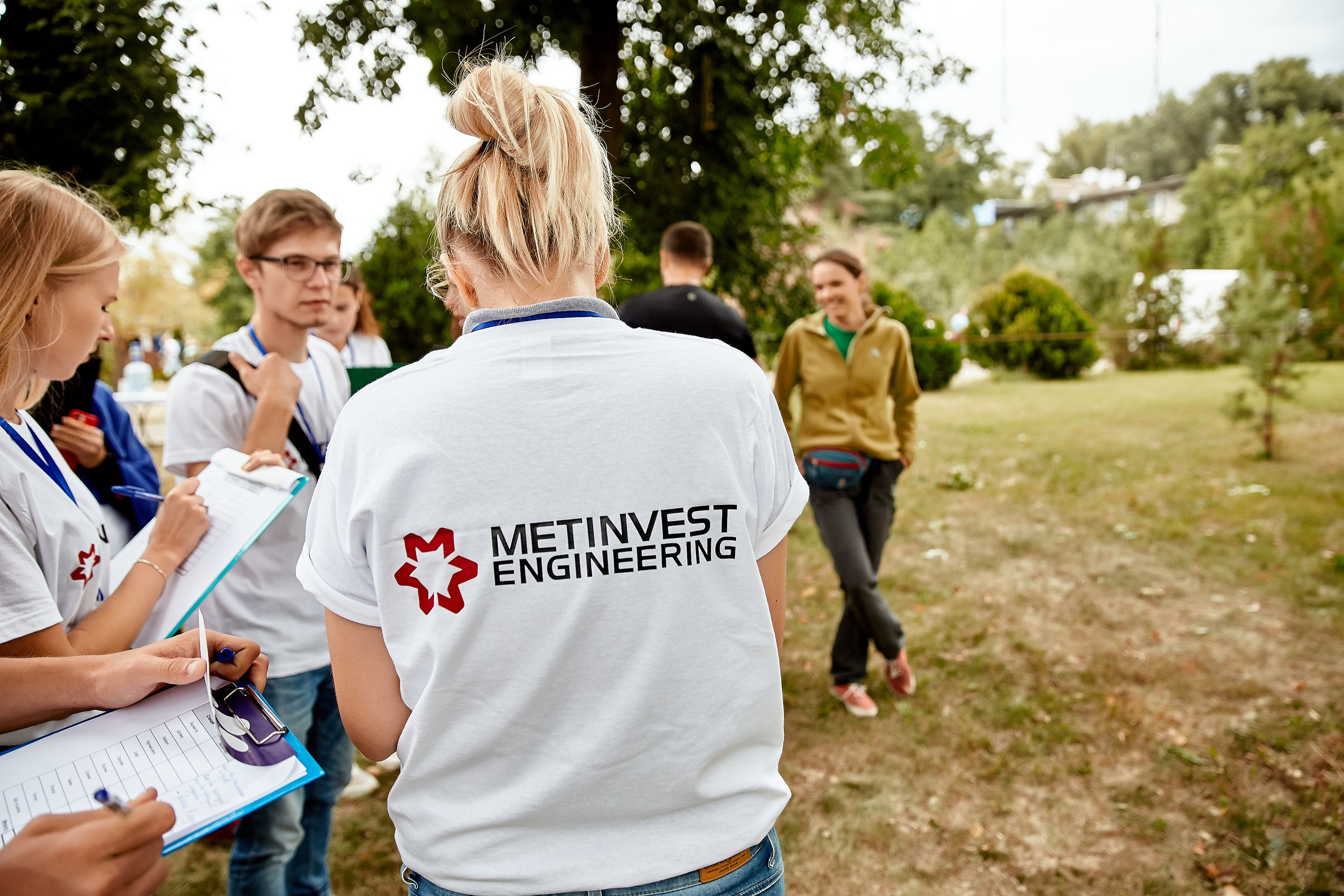 Репортажна фотосессія тимбілдингу для компанії Метінвест Інжинірінг