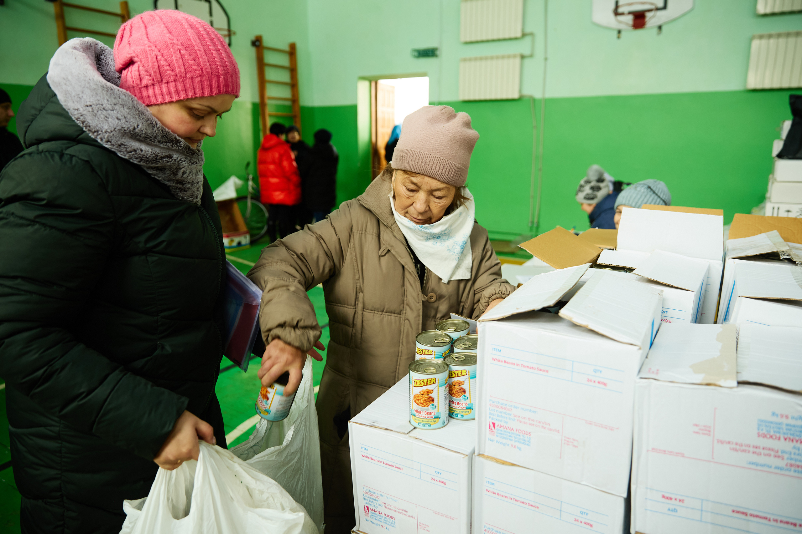 Високопілля. Херсонська область. Видача гуманітарної допомоги