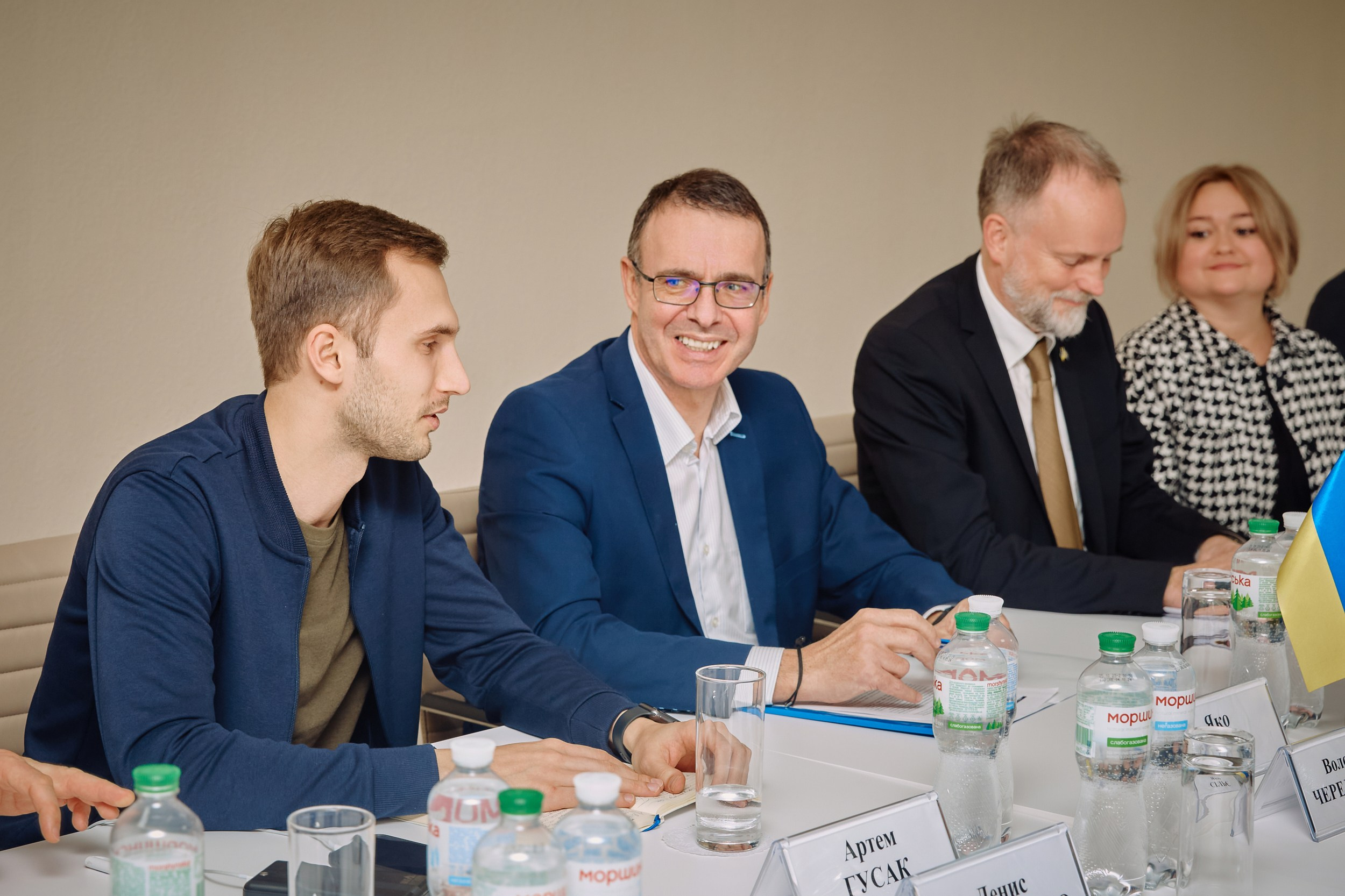 Фото зустрічі посла Австрії, з головами Дніпропетровської, Донецької, Луганської Військової ОДА