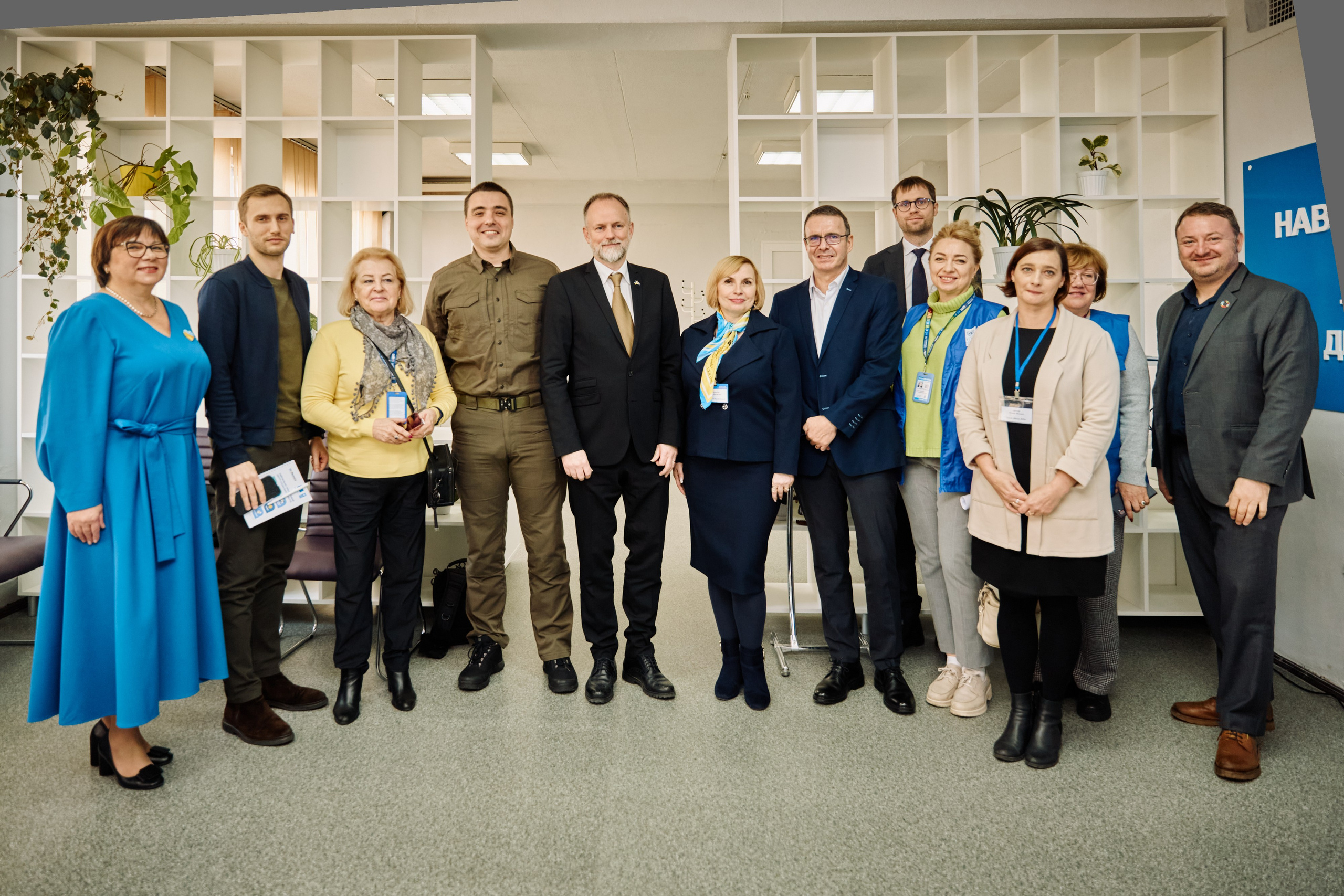 Фото зустрічі посла Австрії, з головами Дніпропетровської, Донецької, Луганської Військової ОДА