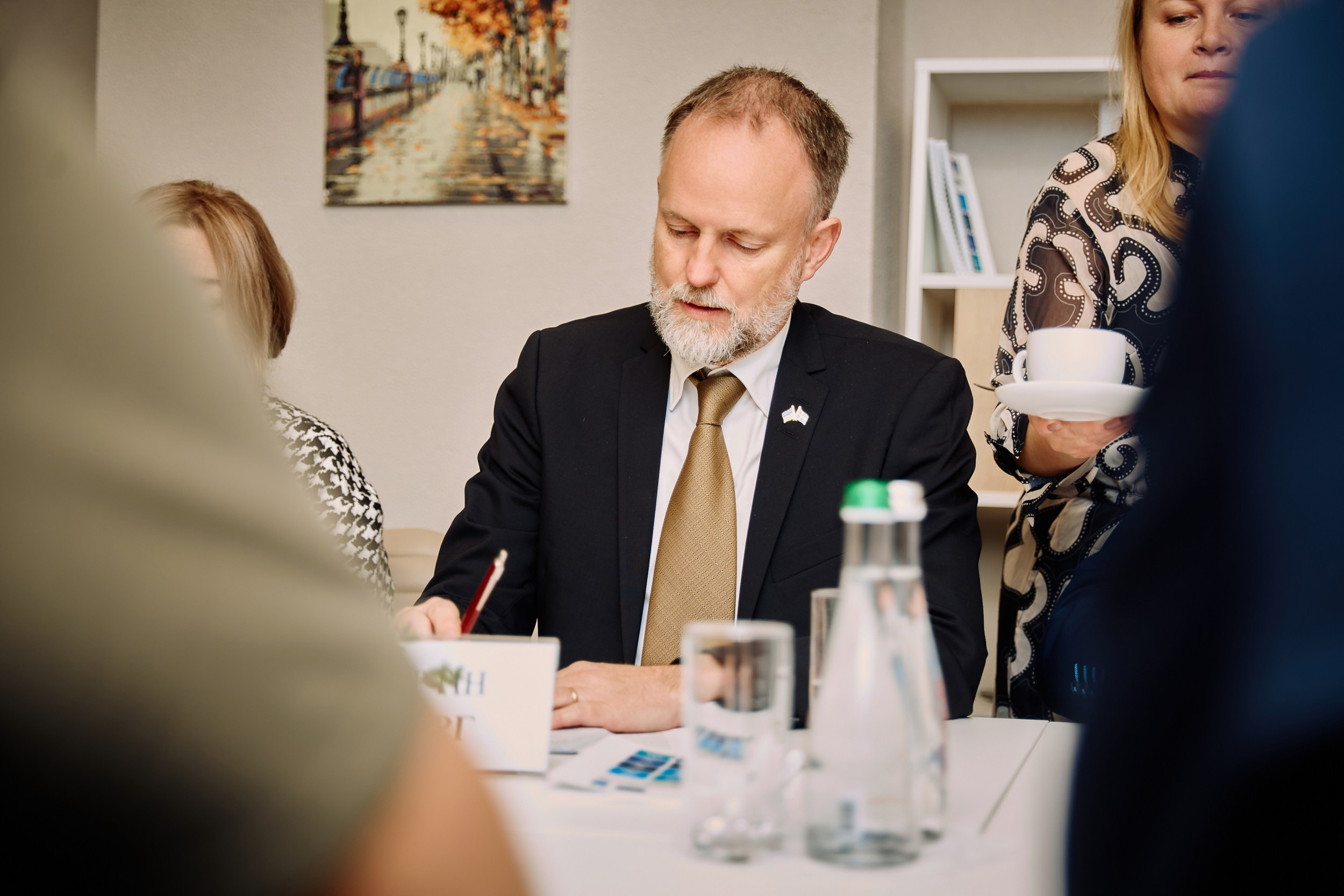 Фото зустрічі посла Австрії, з головами Дніпропетровської, Донецької, Луганської Військової ОДА