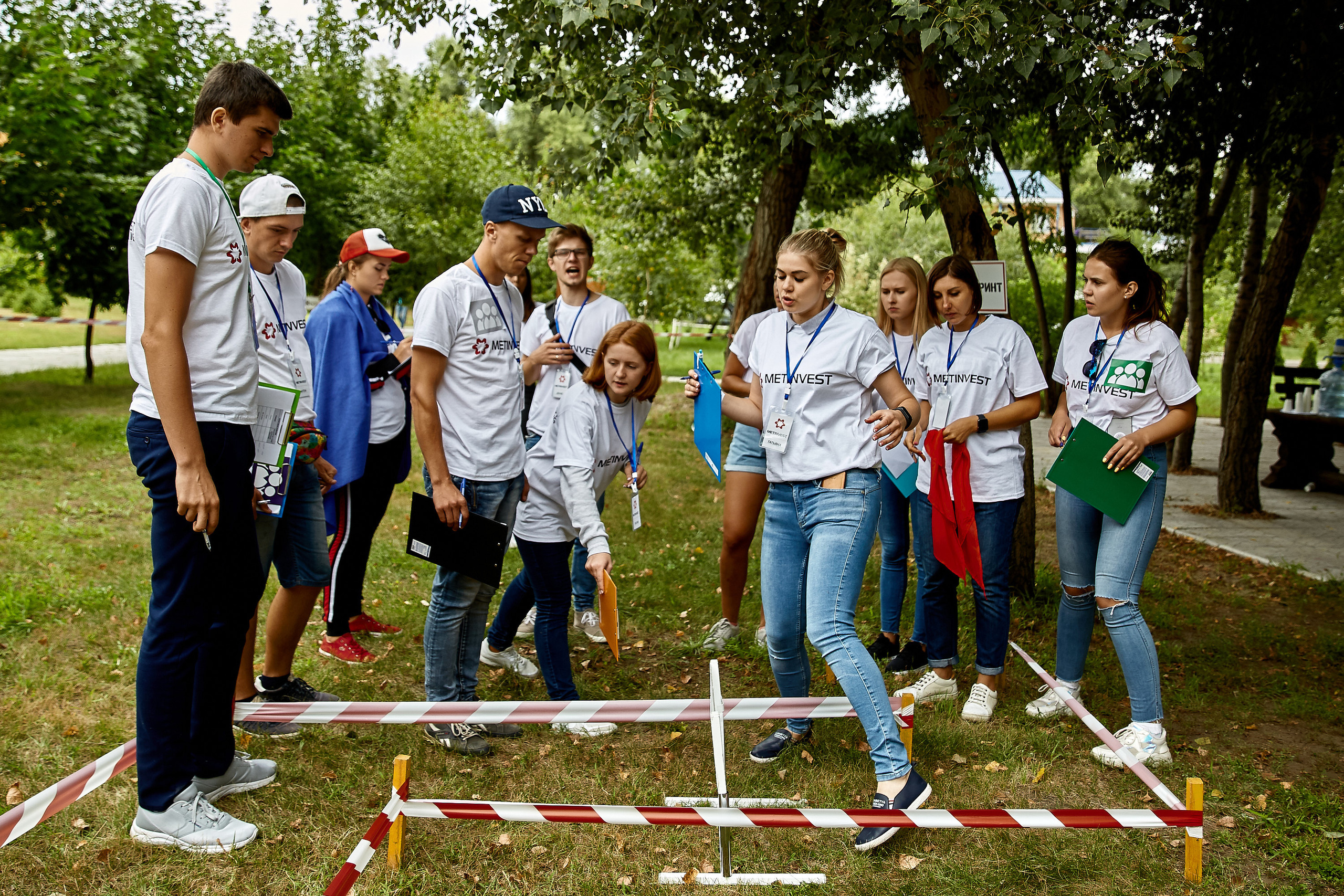 Репортажна фотосессія тимбілдингу для компанії Метінвест Інжинірінг