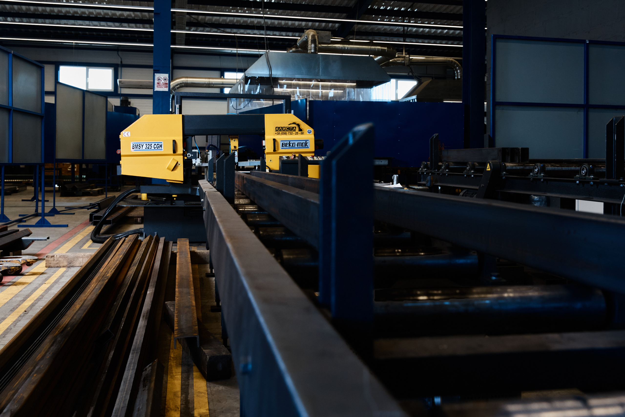 Рекламная съемка оборудования для компании "Алиста" Фото станков