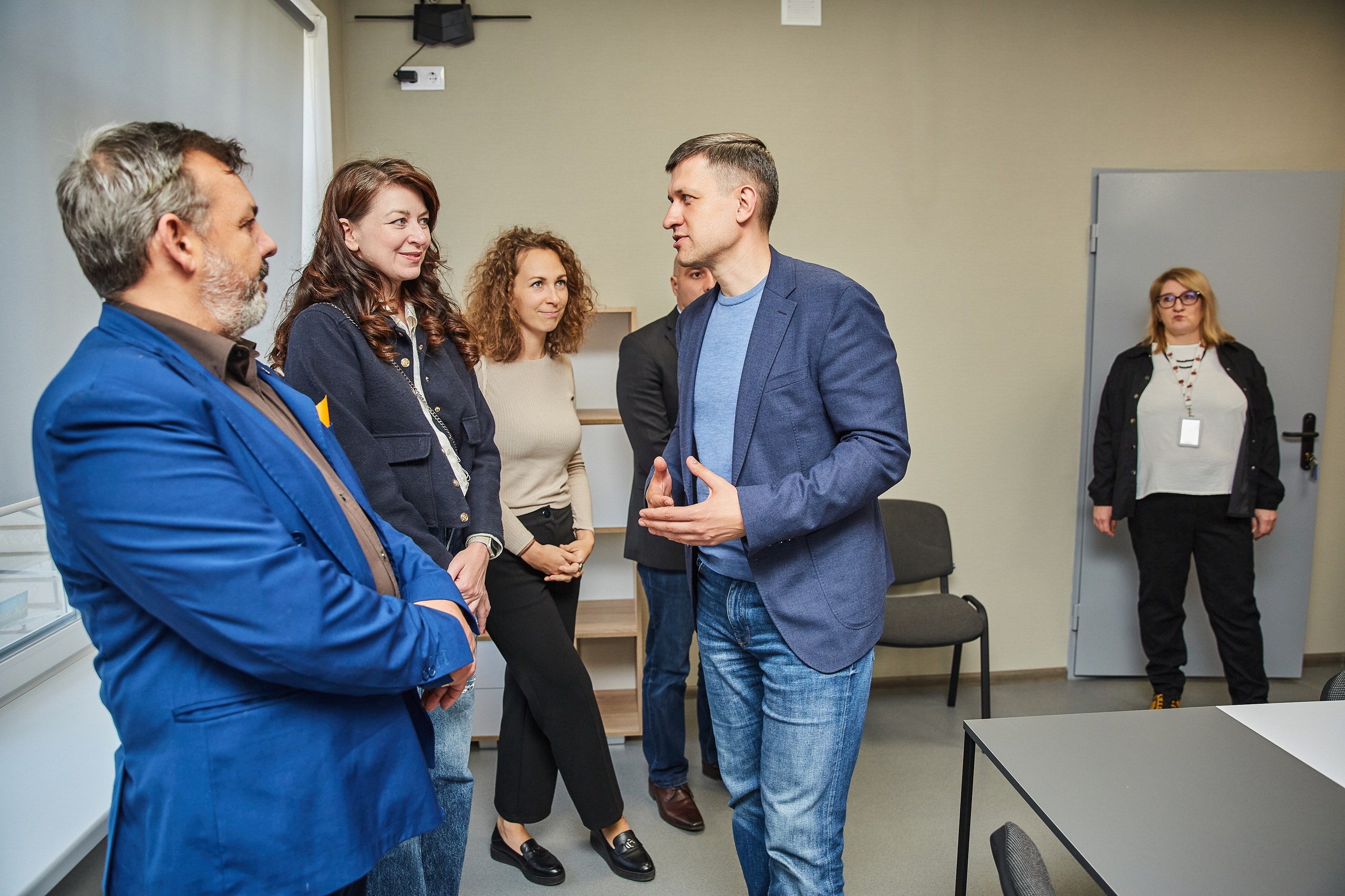 Репортажний фотограф Дніпро. Відкритя кризового центру у Павлограді