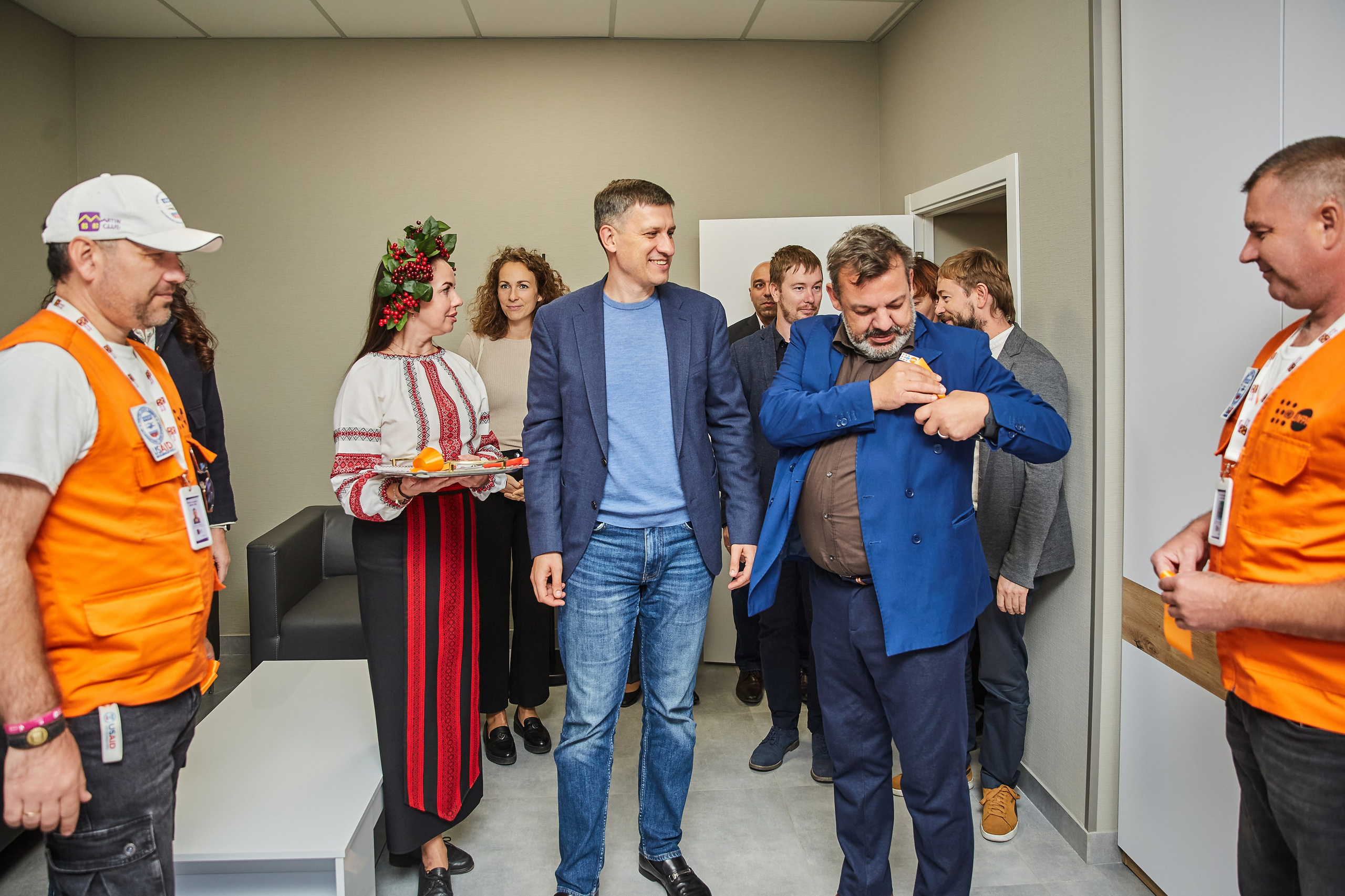 Репортажний фотограф Дніпро. Відкритя кризового центру у Павлограді