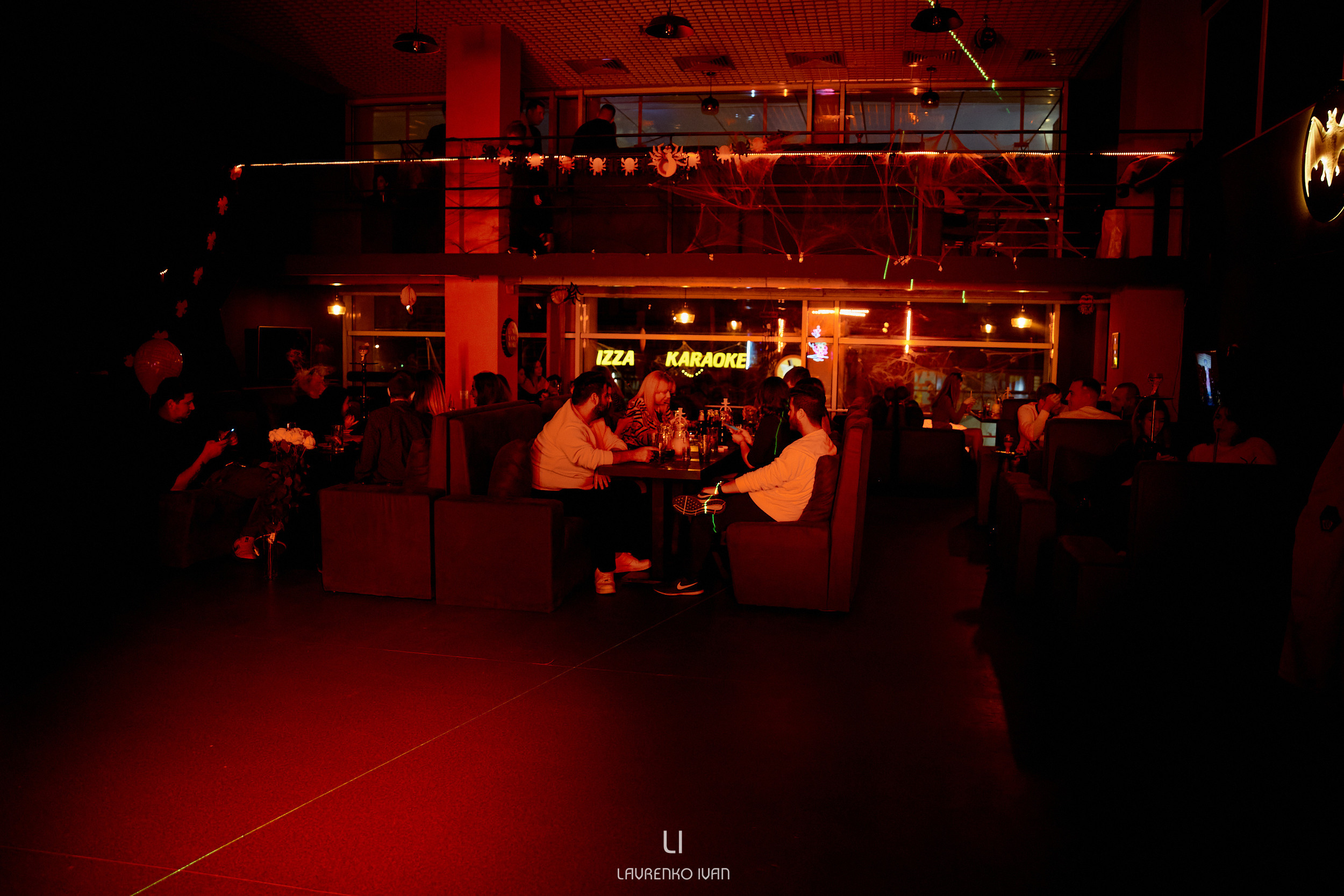 Репортажна зйомка у Дніпрі. Фотосессія у ресторані