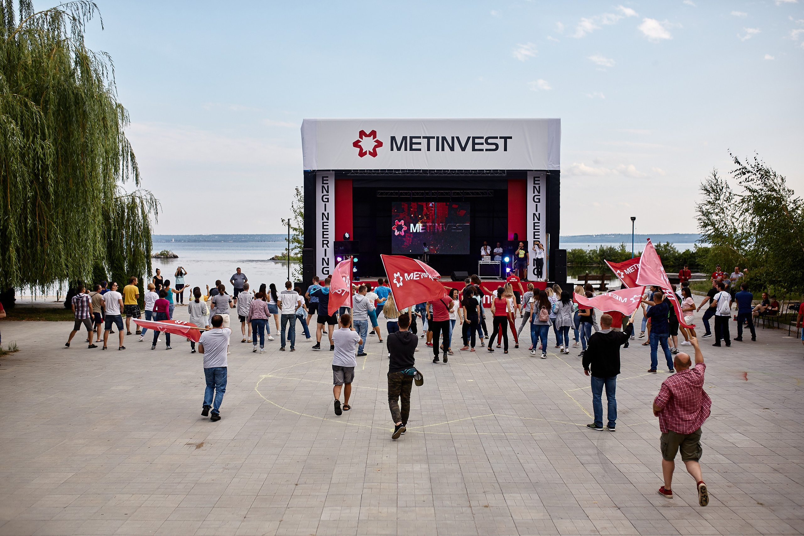 Репортажна фотосессія тимбілдингу для компанії Метінвест Інжинірінг