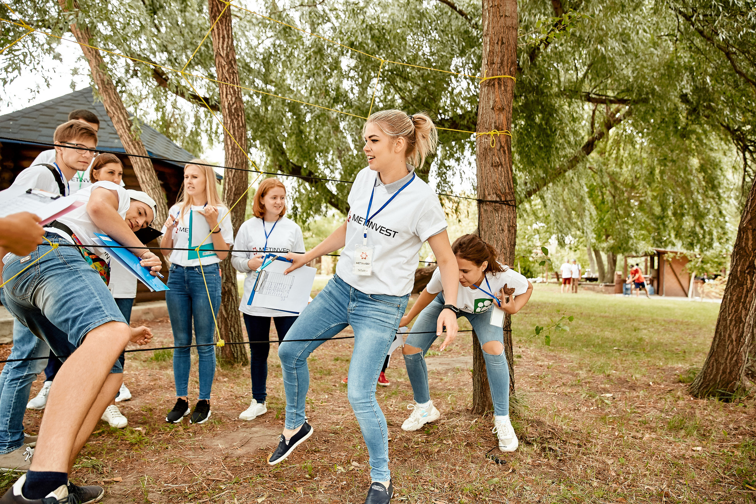 Репортажна фотосессія тимбілдингу для компанії Метінвест Інжинірінг