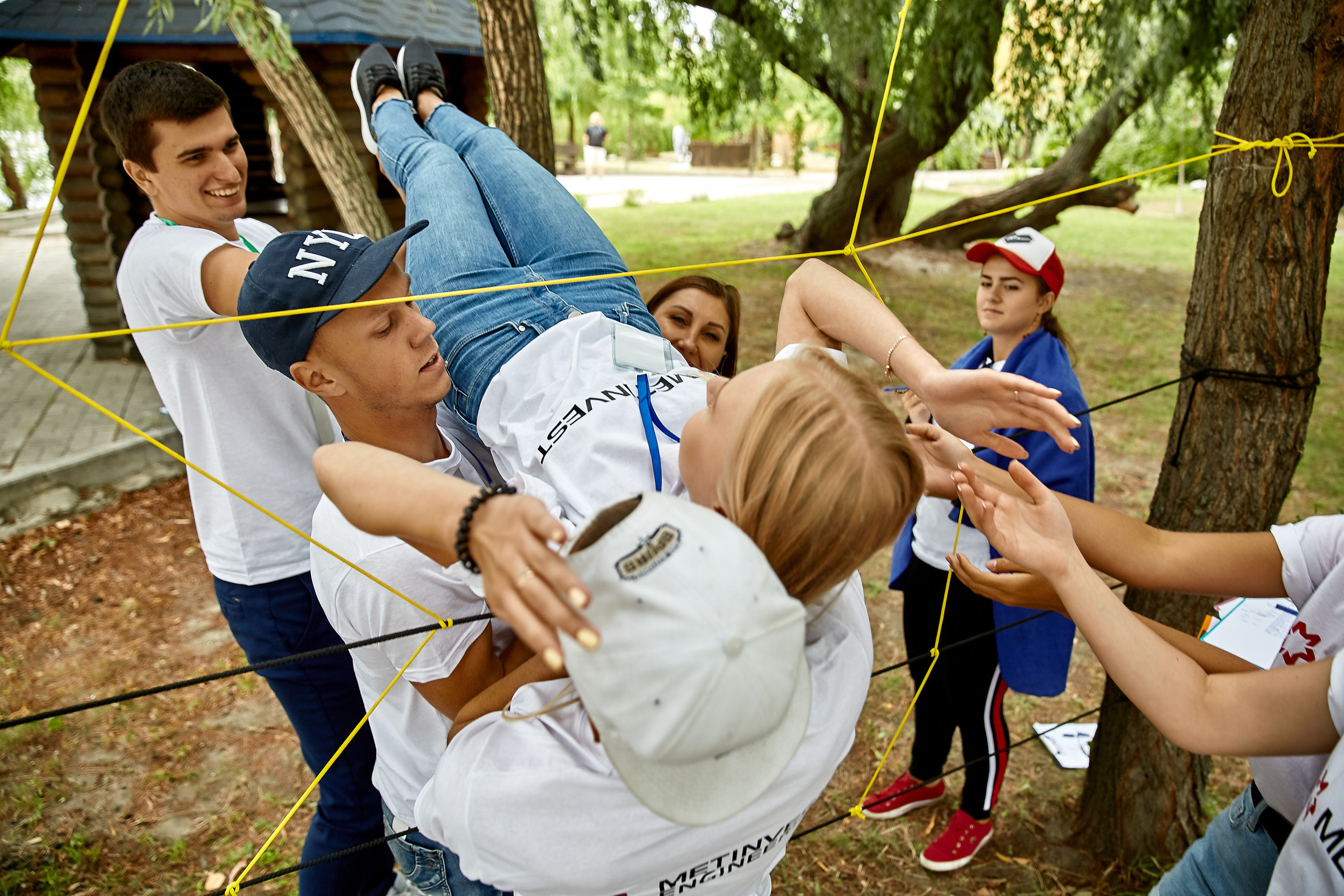 Репортажна фотосессія тимбілдингу для компанії Метінвест Інжинірінг