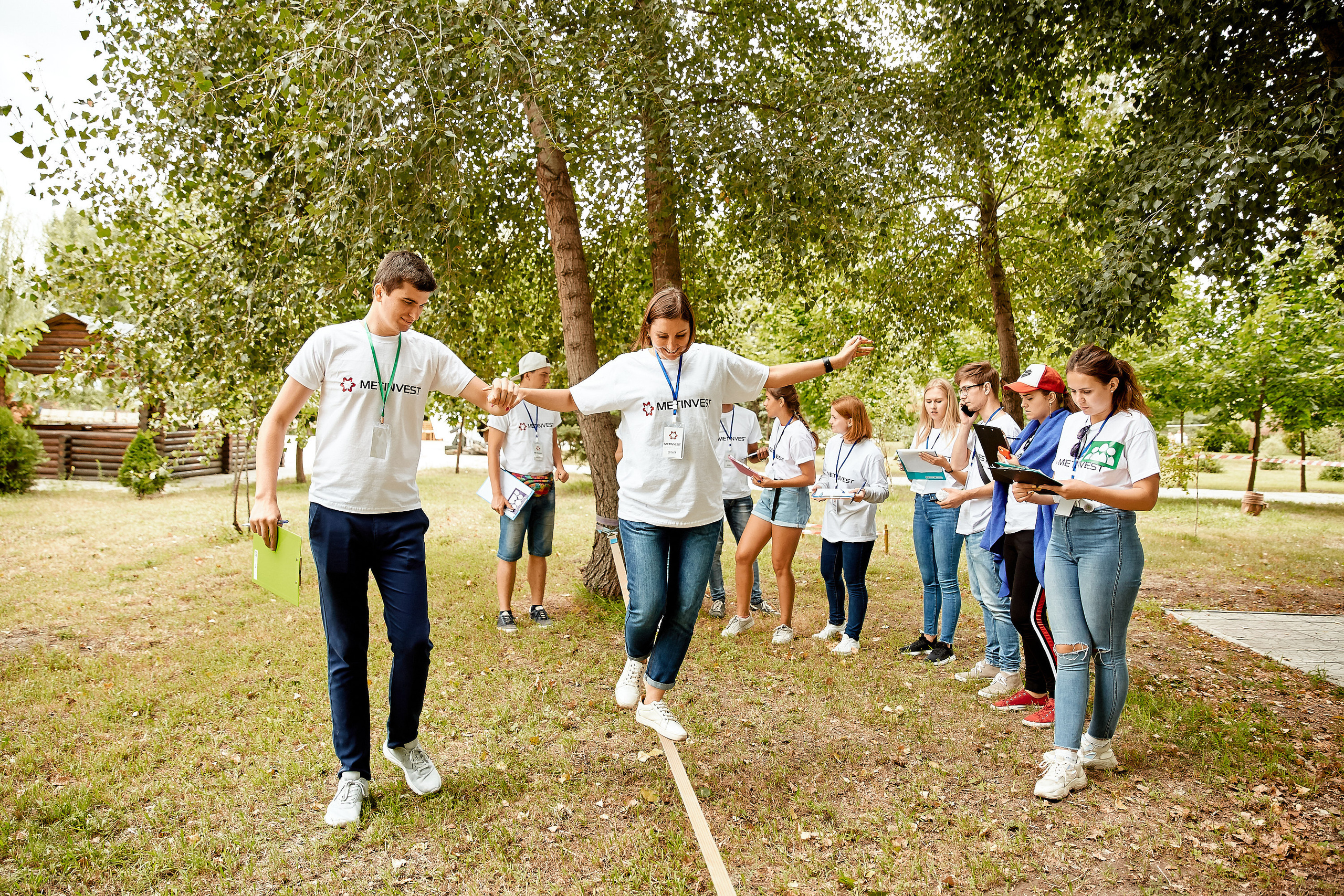 Репортажна фотосессія тимбілдингу для компанії Метінвест Інжинірінг