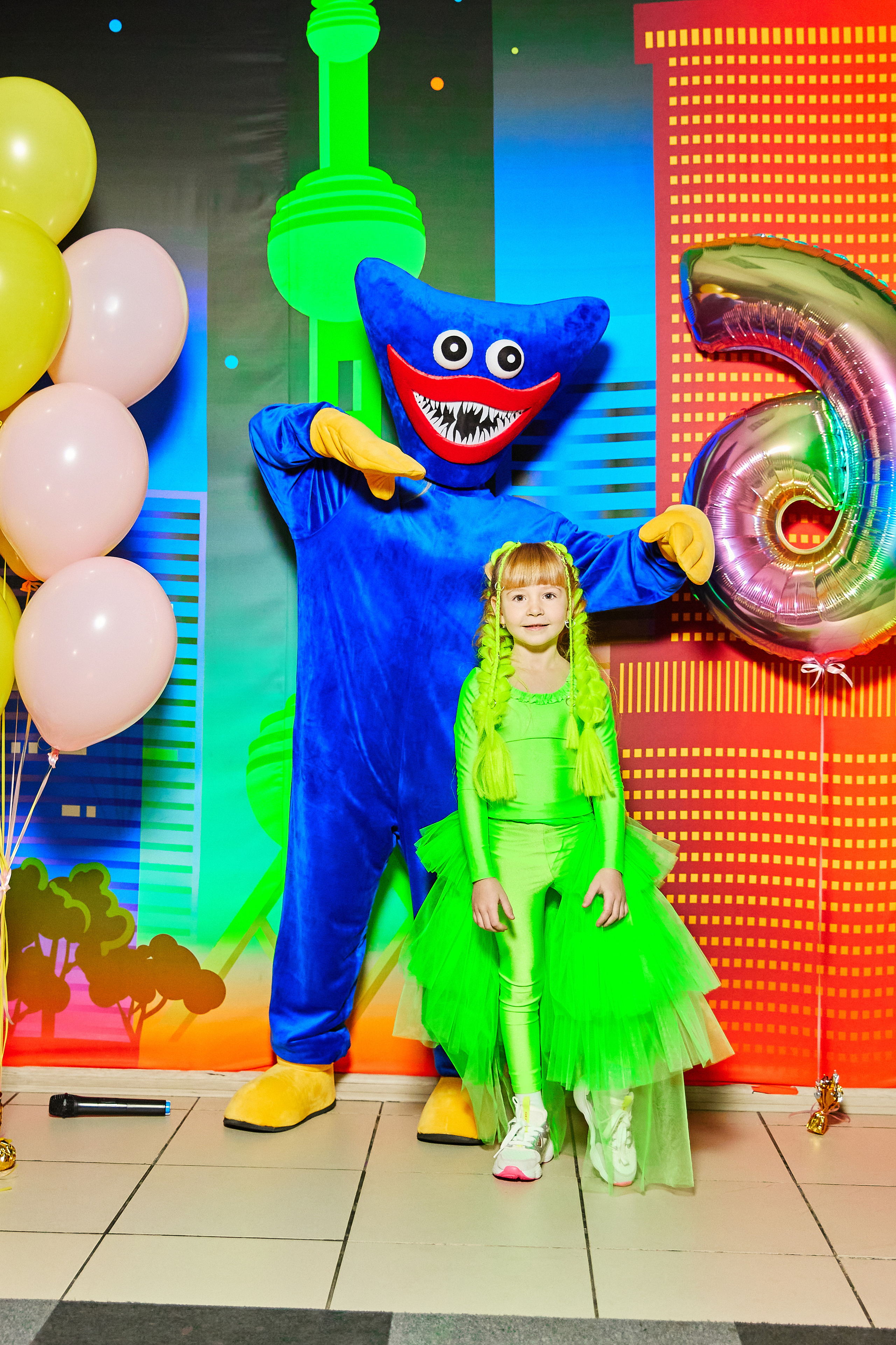 Фотограф на дитячий день народження у Дніпрі - неоновий клуб City Golf