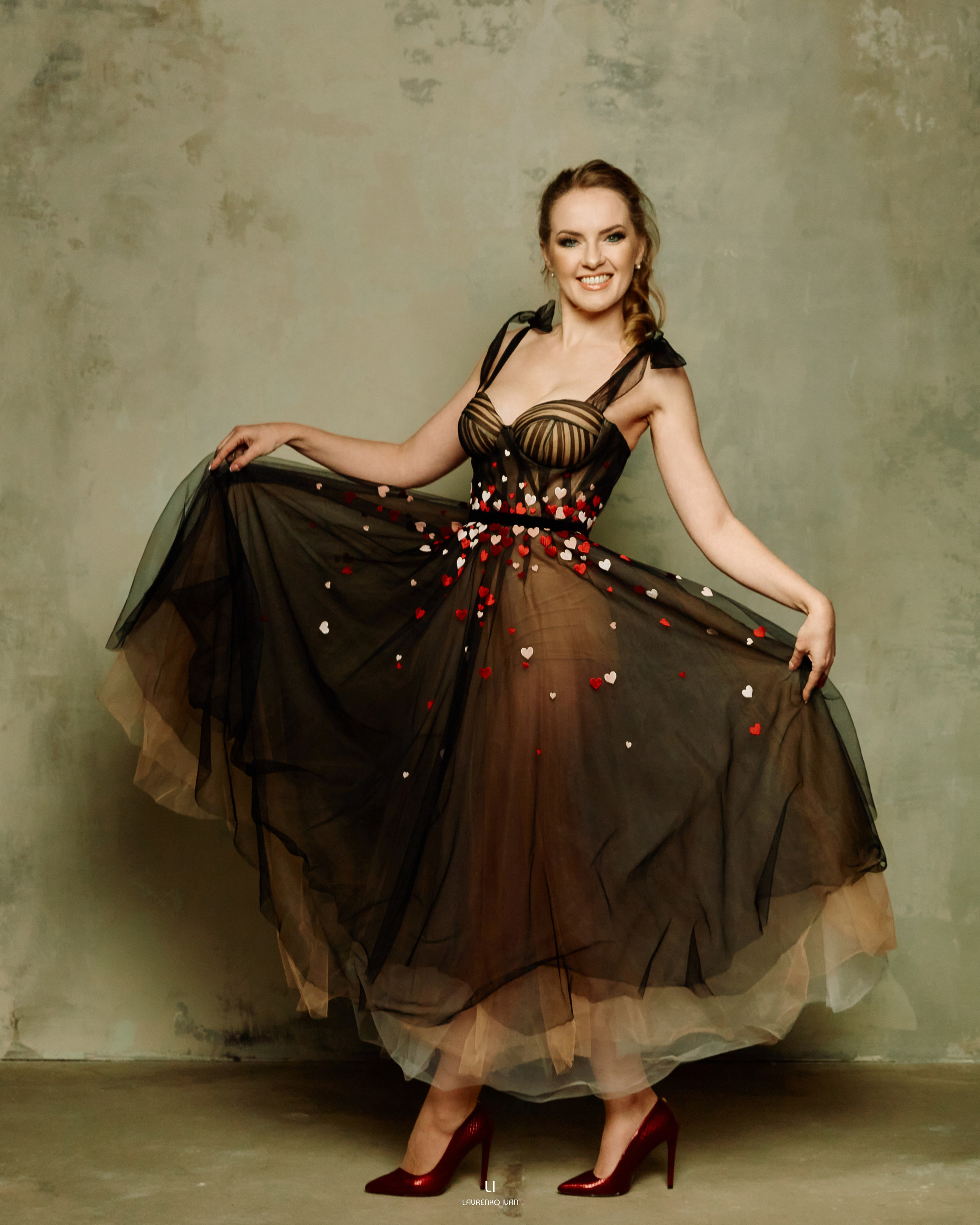 Індивідуальна Фотосесія (Дніпро). Фото В Студії  Та На Природі