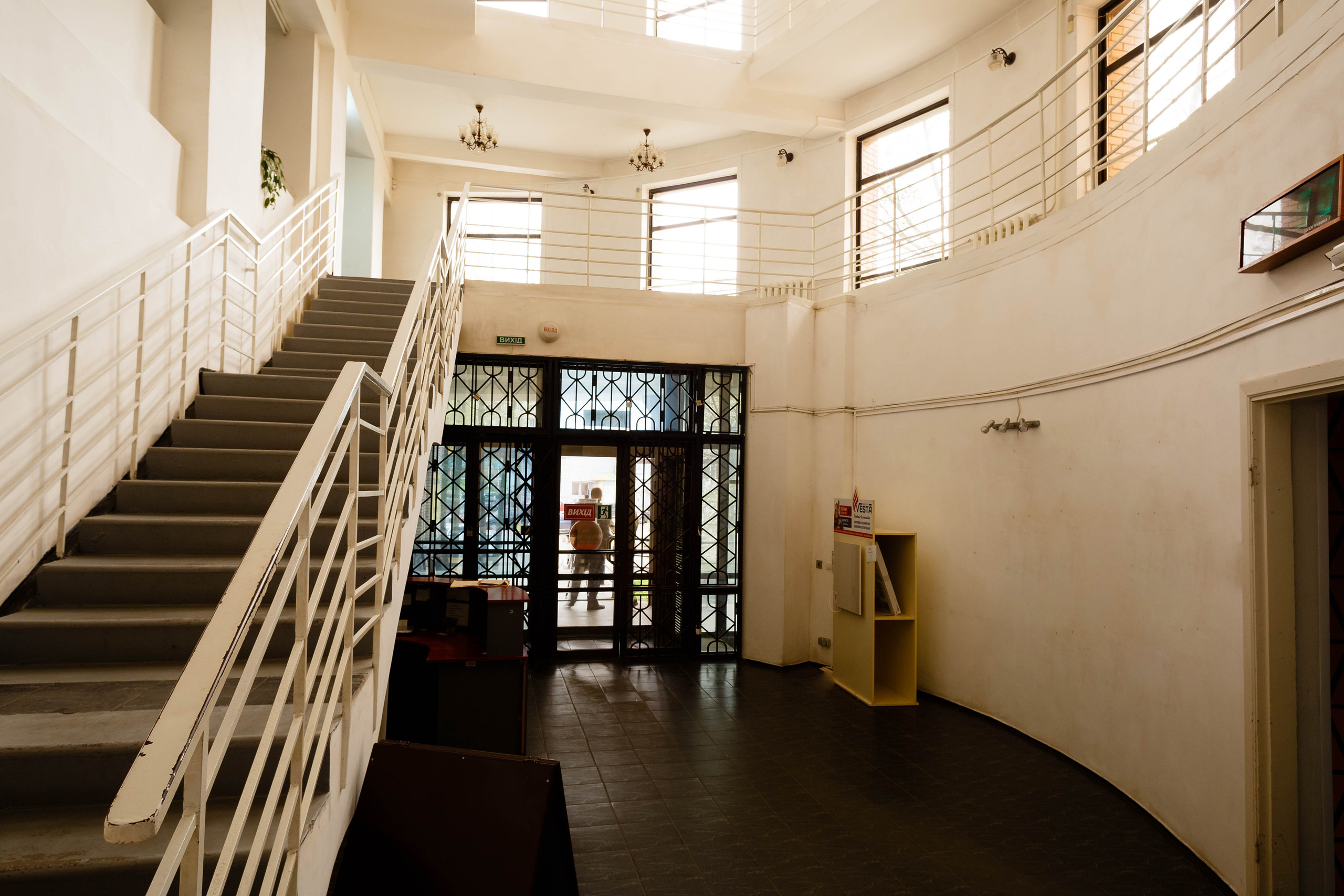 Фото приміщень для рекламних буклетів. Зйомка фасадів та інтер’єрів