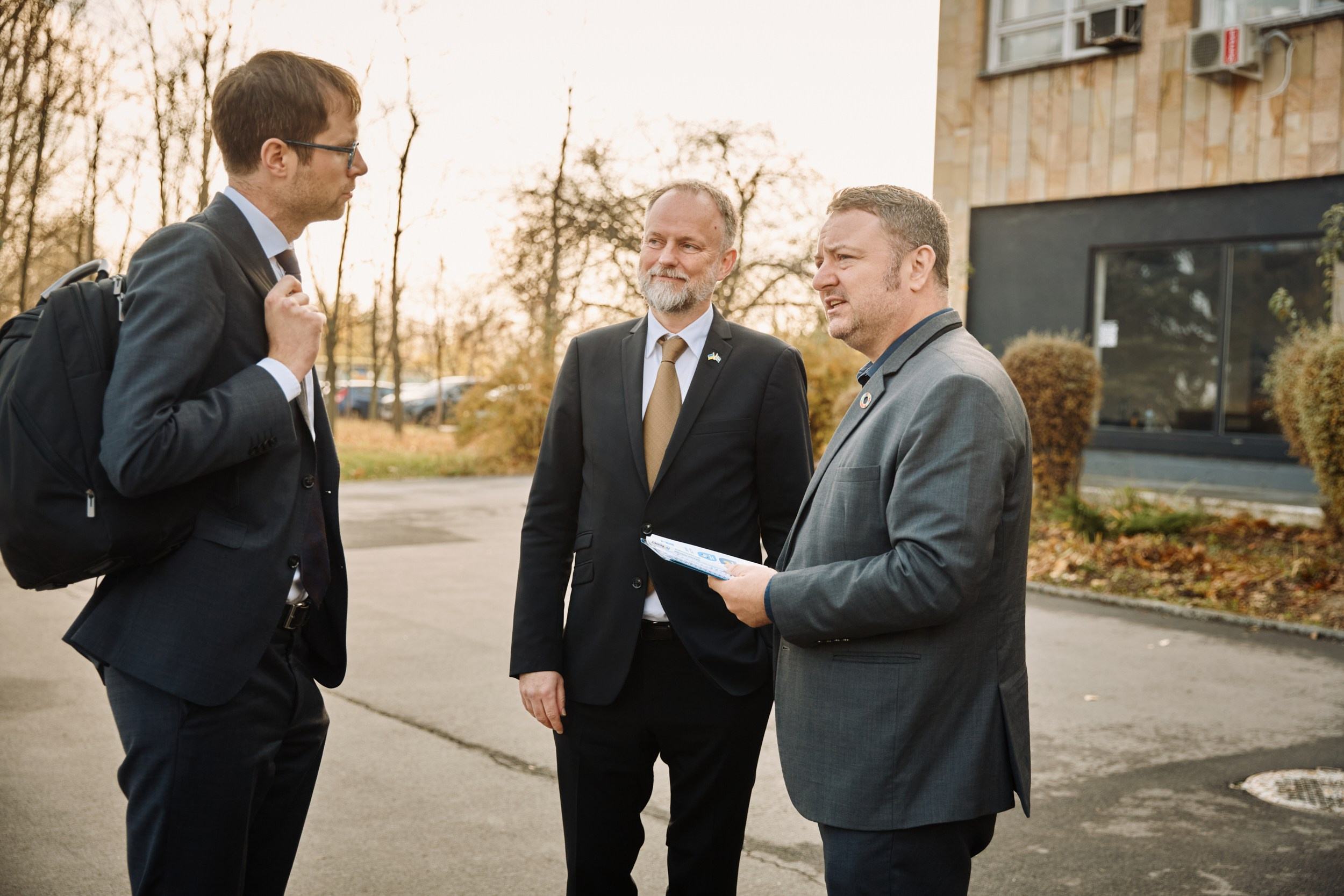 Фото зустрічі посла Австрії, з головами Дніпропетровської, Донецької, Луганської Військової ОДА