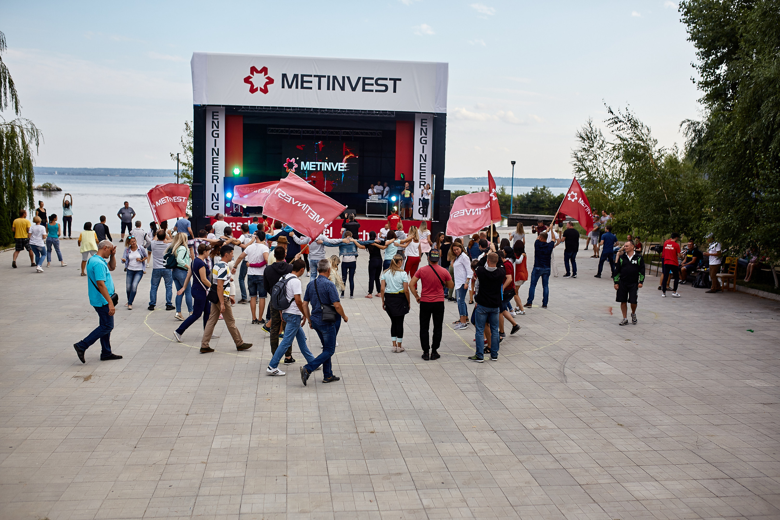 Репортажна фотосессія тимбілдингу для компанії Метінвест Інжинірінг