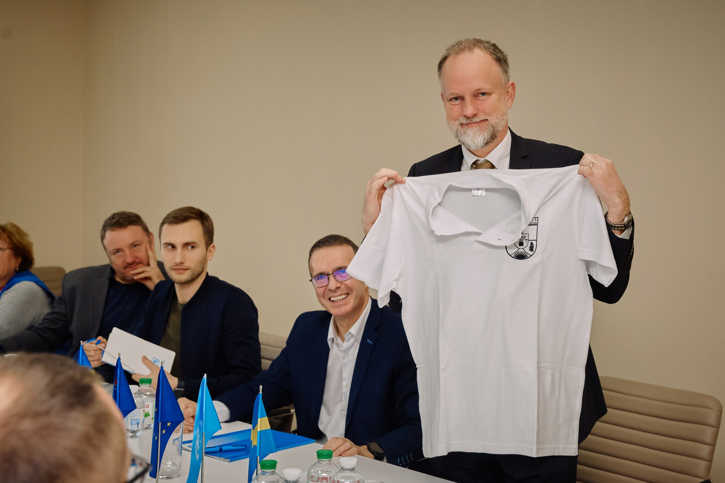 Фото зустрічі посла Австрії, з головами Дніпропетровської, Донецької, Луганської Військової ОДА