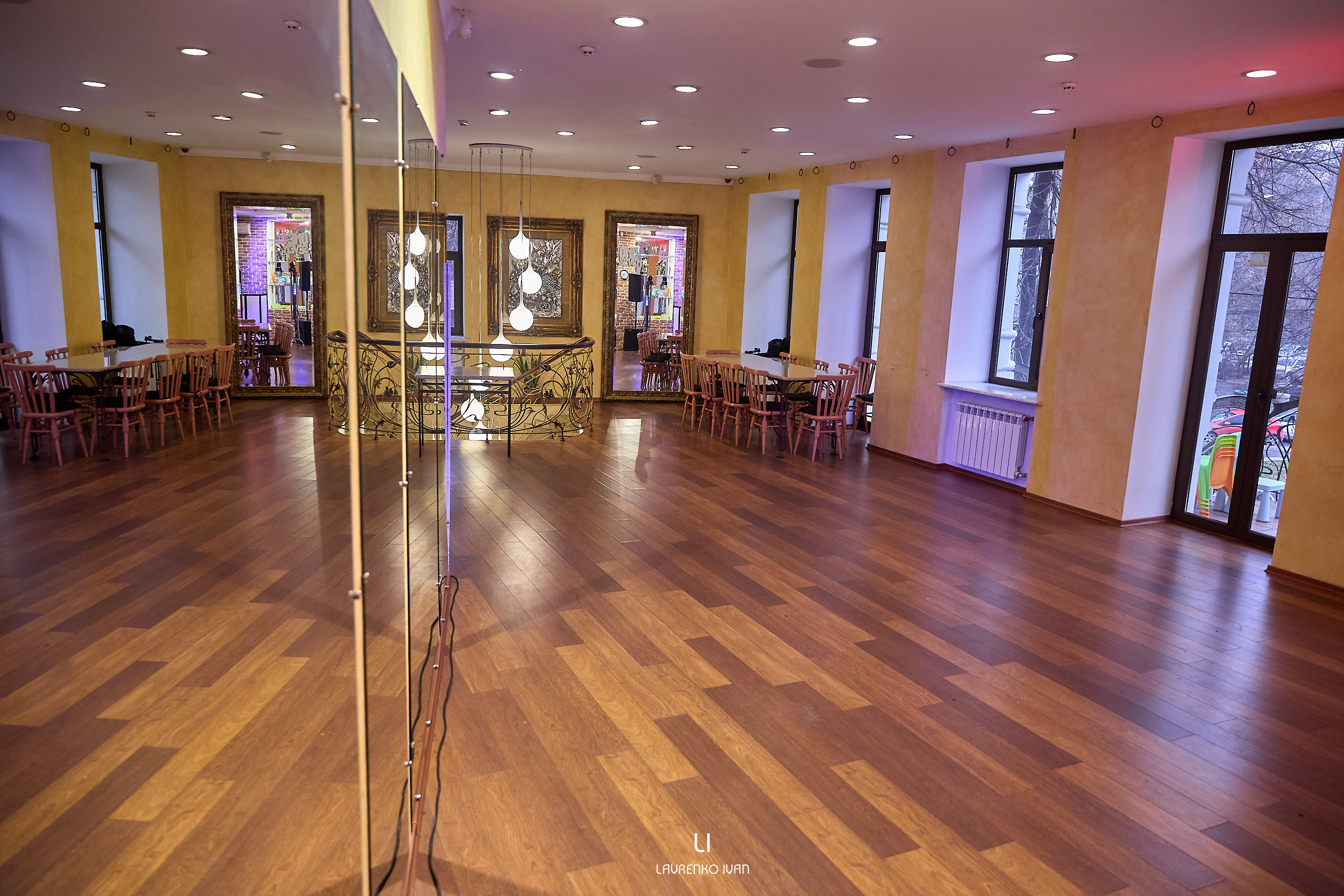 Зйомка інтер’єру дитячого центру ONE SEVEN LOUNGE