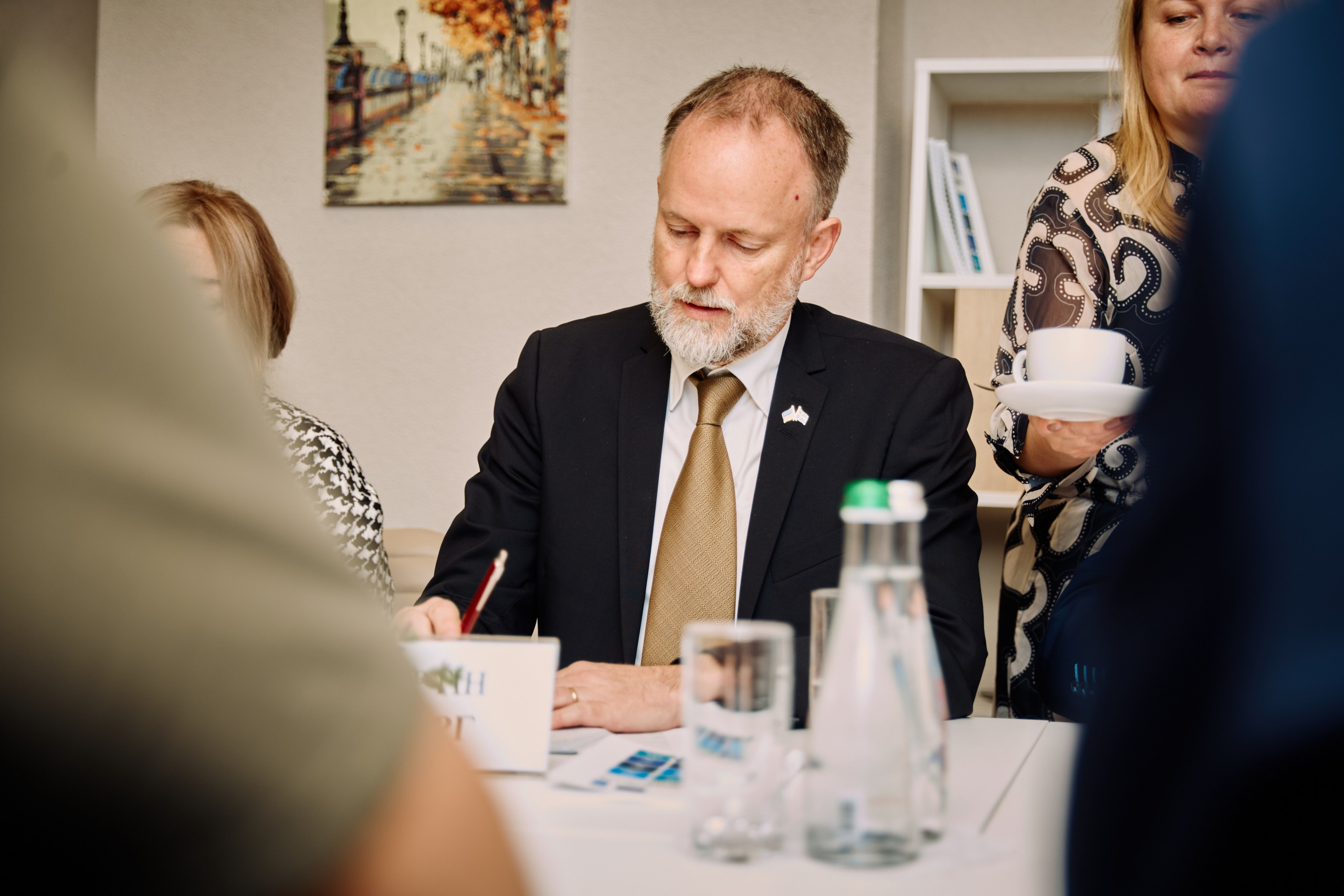 Фото зустрічі посла Австрії, з головами Дніпропетровської, Донецької, Луганської Військової ОДА