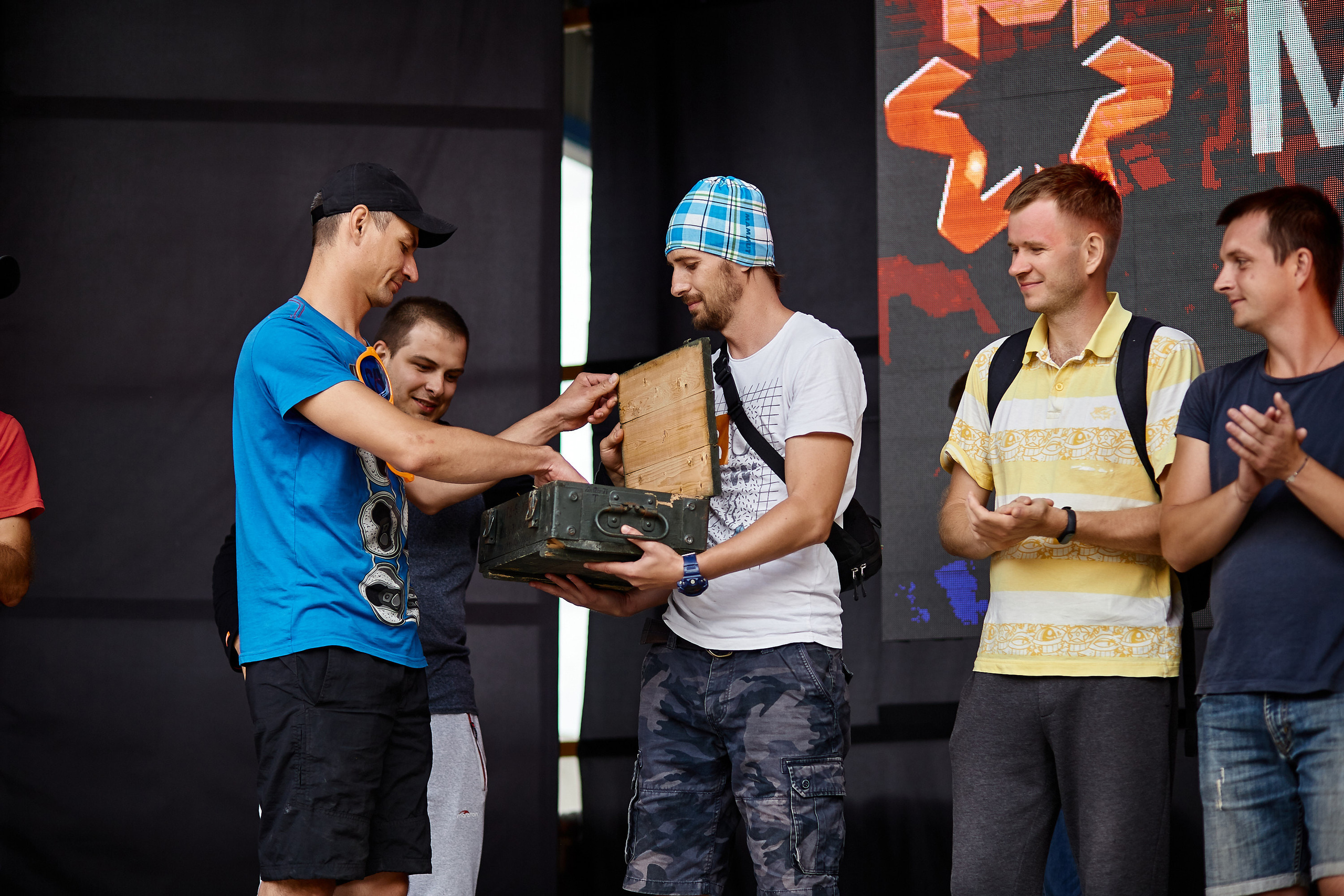 Репортажна фотосессія тимбілдингу для компанії Метінвест Інжинірінг