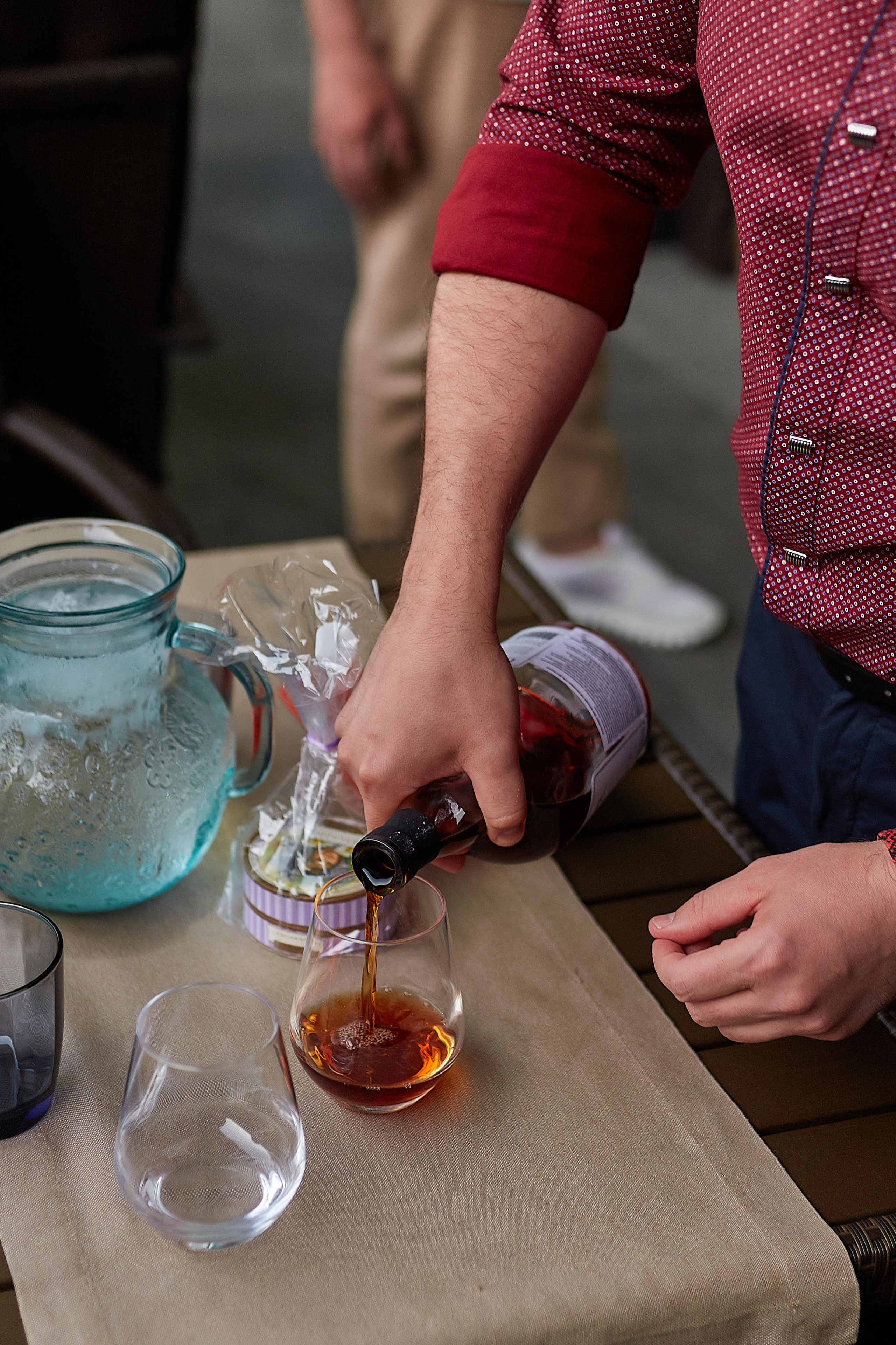 Фотосессія У Ресторані. Сигарна Вечірка