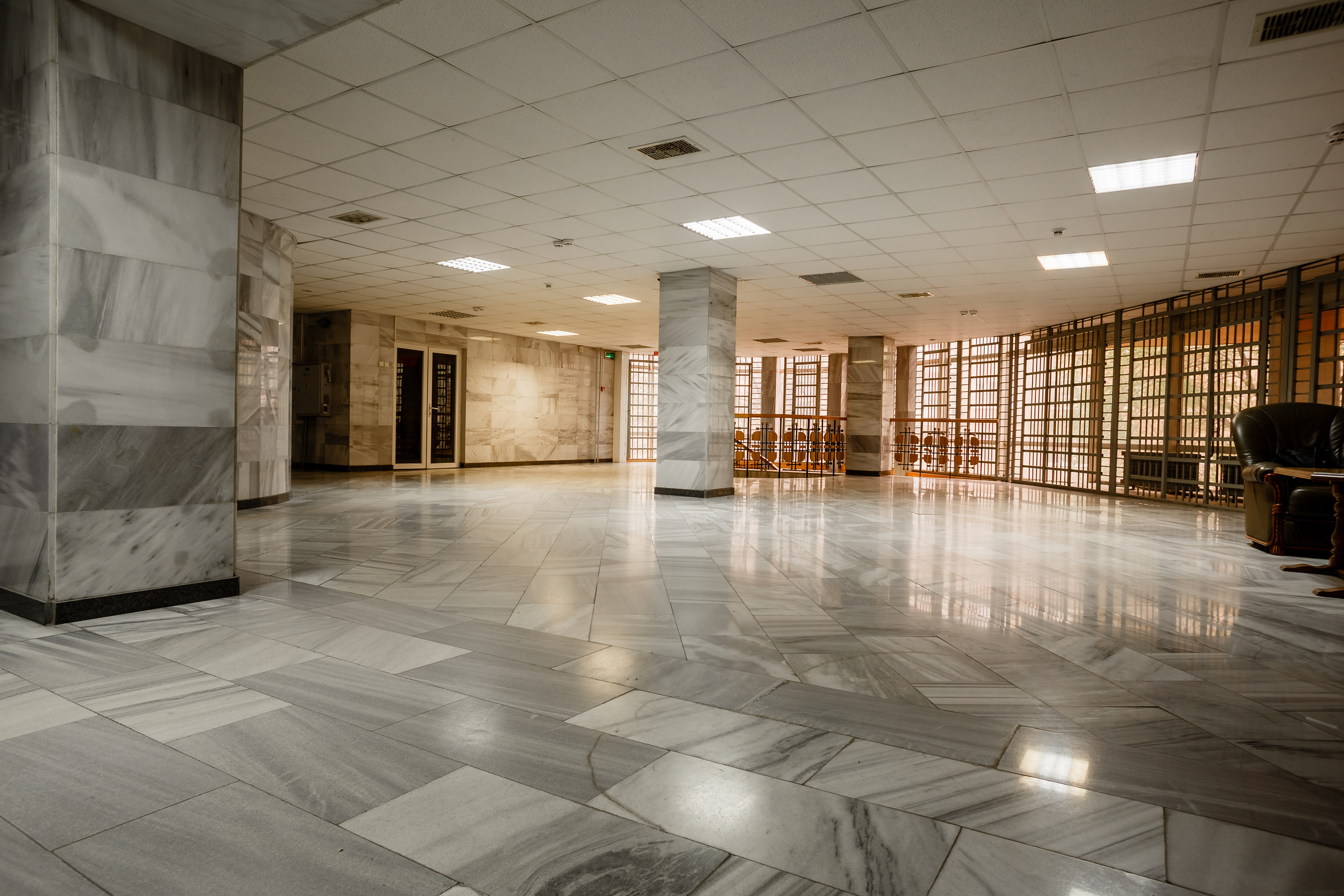 Фото приміщень для рекламних буклетів. Зйомка фасадів та інтер’єрів