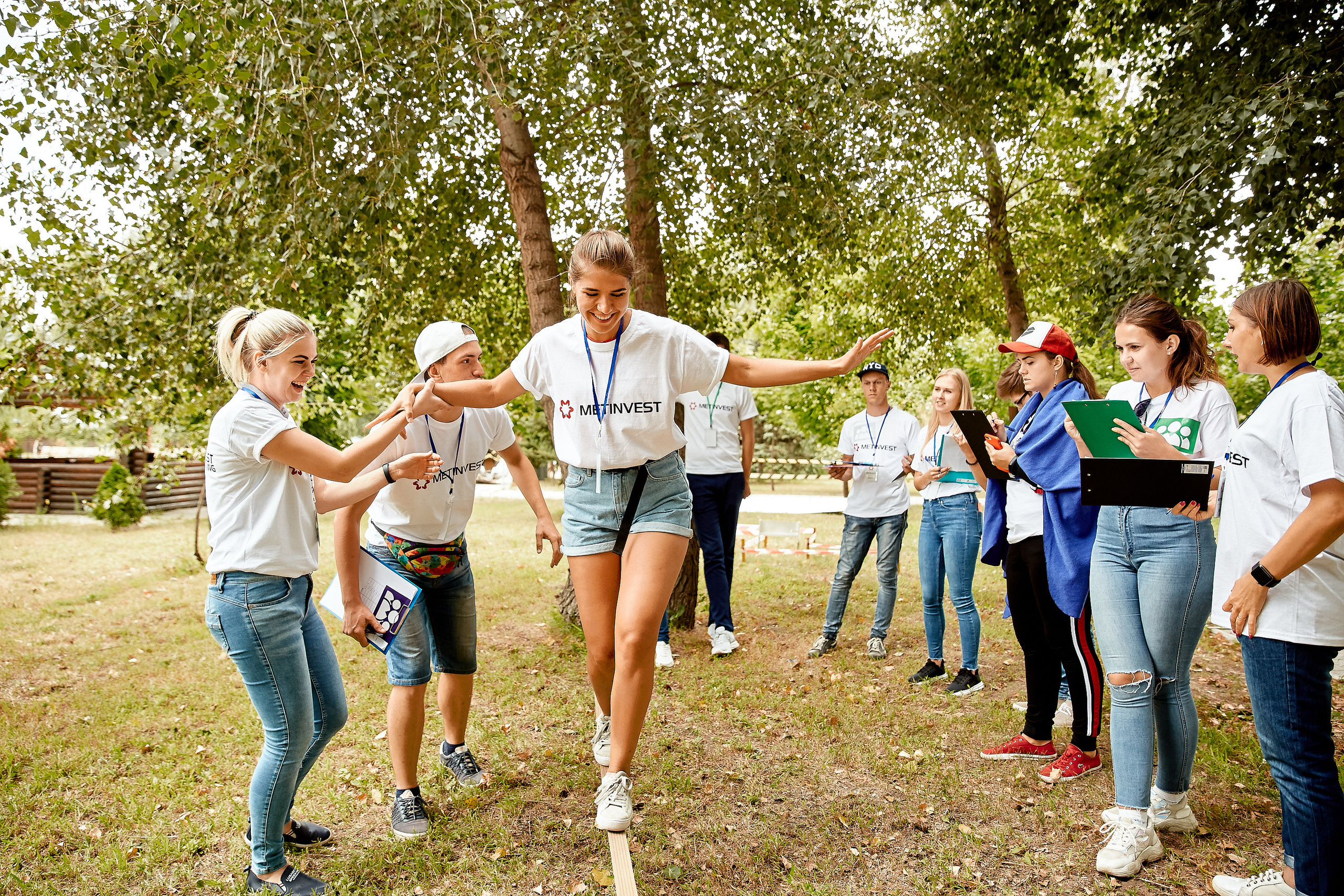 Репортажна фотосессія тимбілдингу для компанії Метінвест Інжинірінг