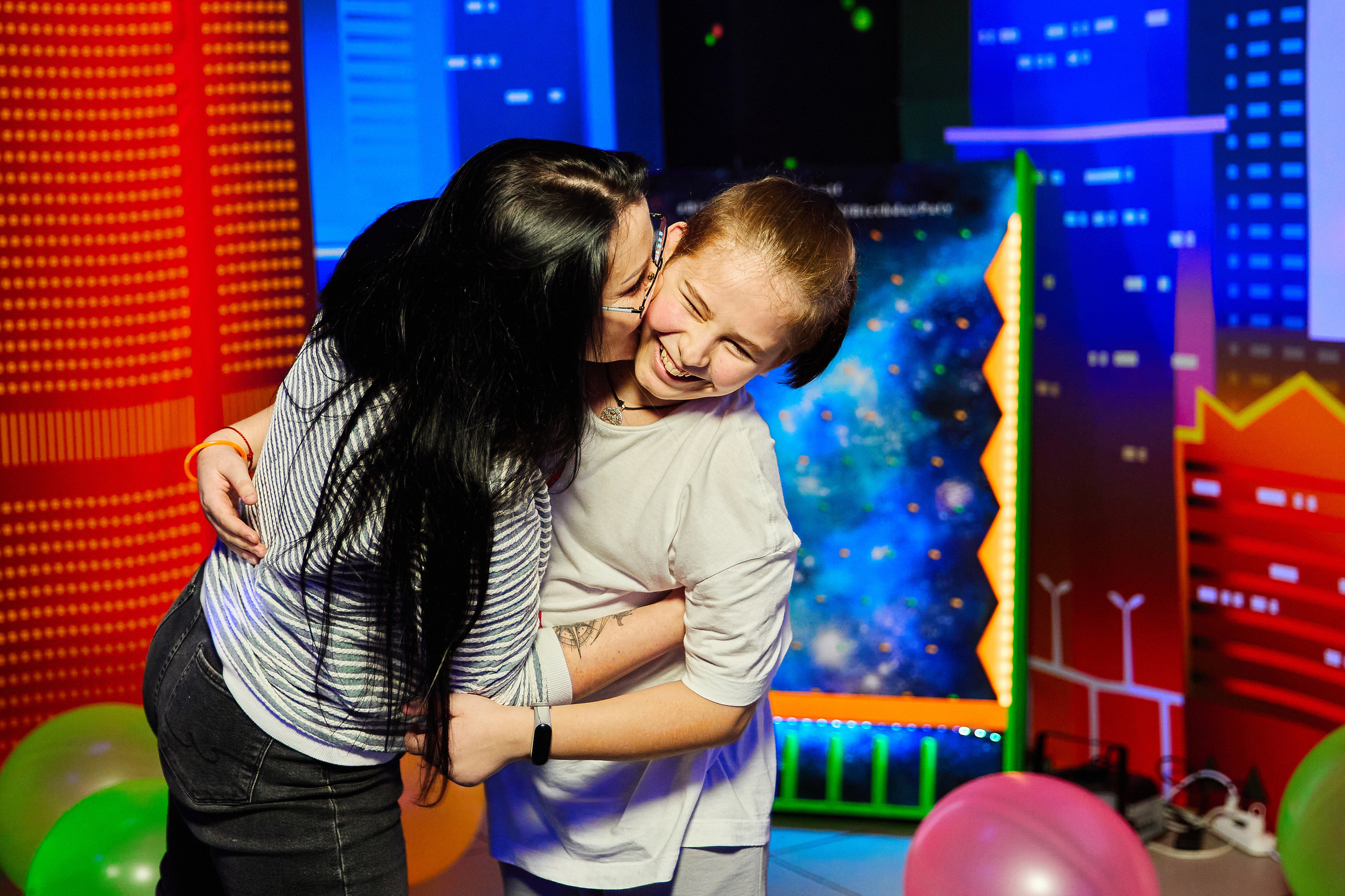 Фотограф на дитячий день народження у Дніпрі - неоновий клуб City Golf