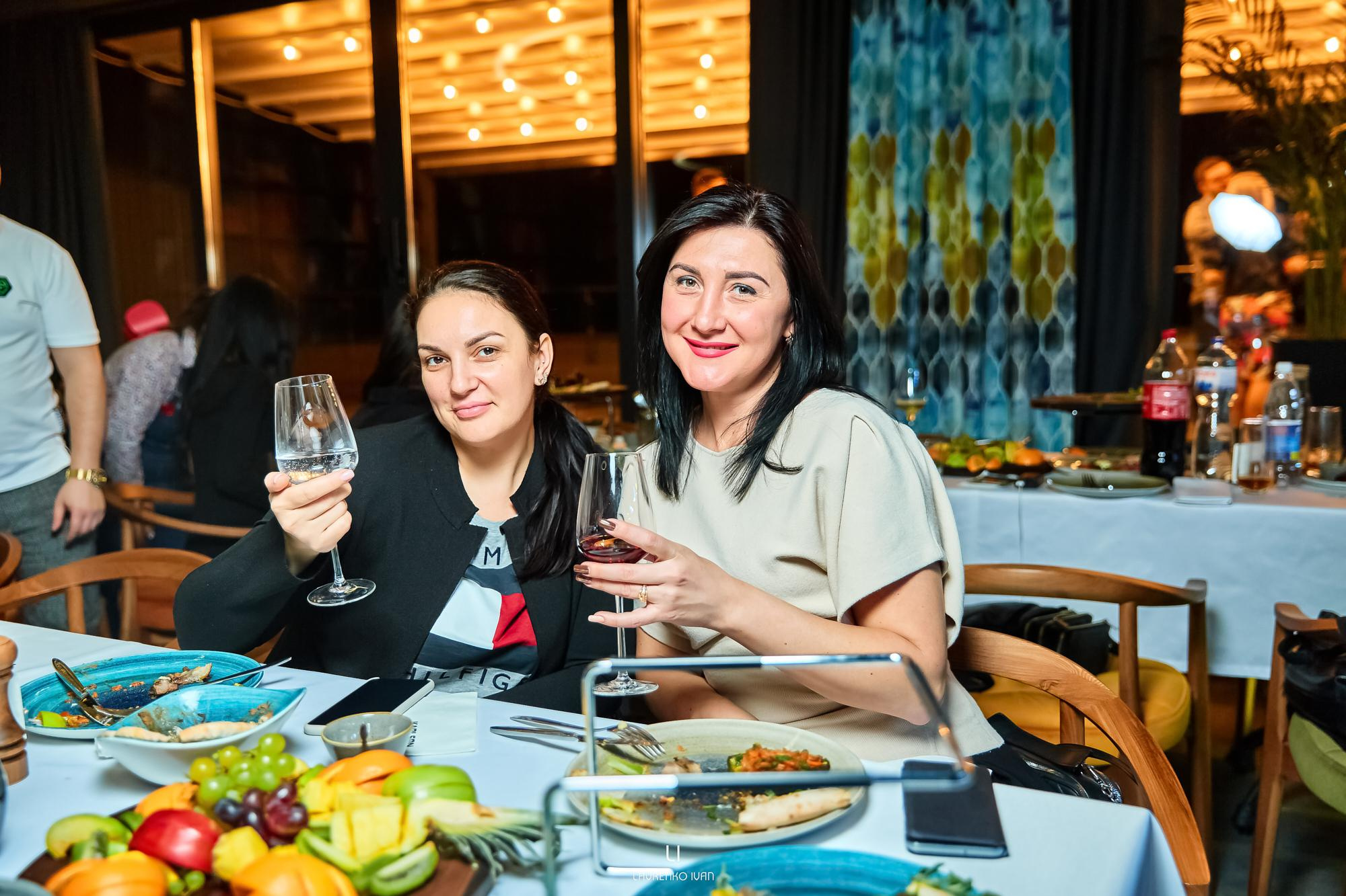 Репортажна зйомка(Дніпро) Вечірки ведучих