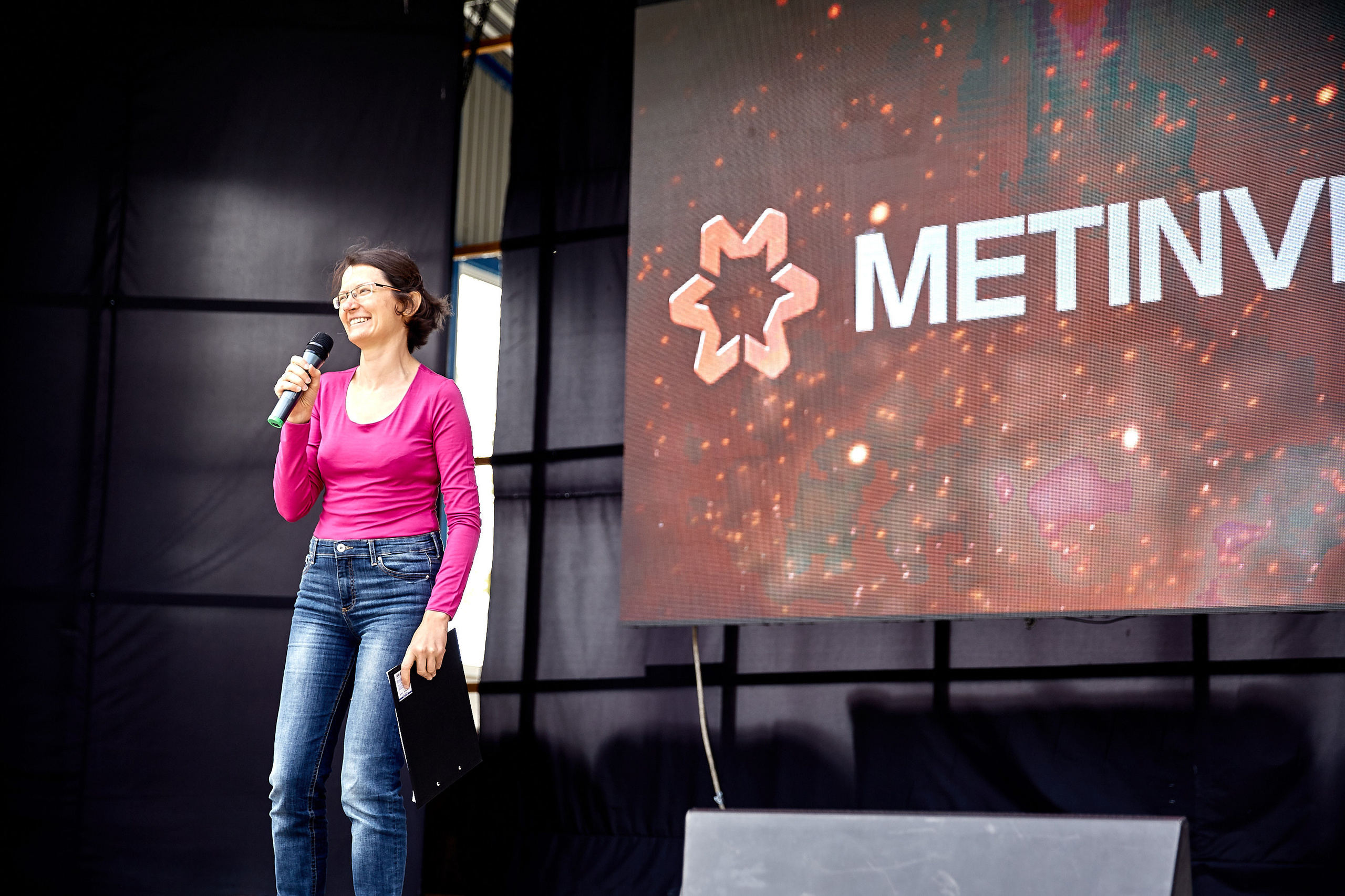 Репортажна фотосессія тимбілдингу для компанії Метінвест Інжинірінг