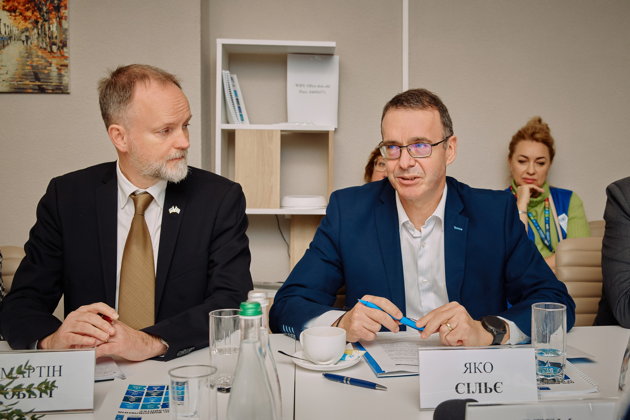 Фото зустрічі посла Австрії, з головами Дніпропетровської, Донецької, Луганської Військової ОДА