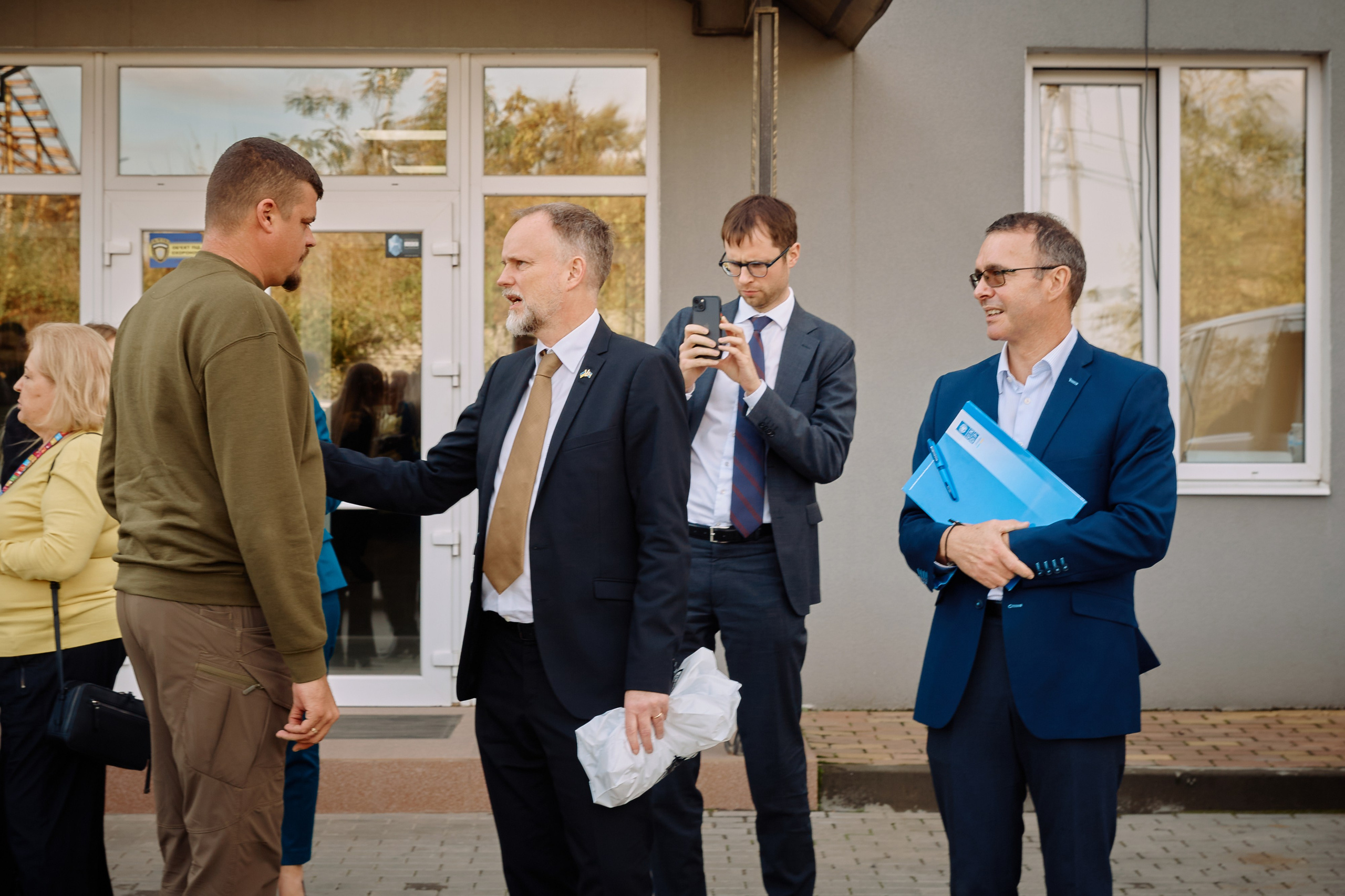 Фото зустрічі посла Австрії, з головами Дніпропетровської, Донецької, Луганської Військової ОДА