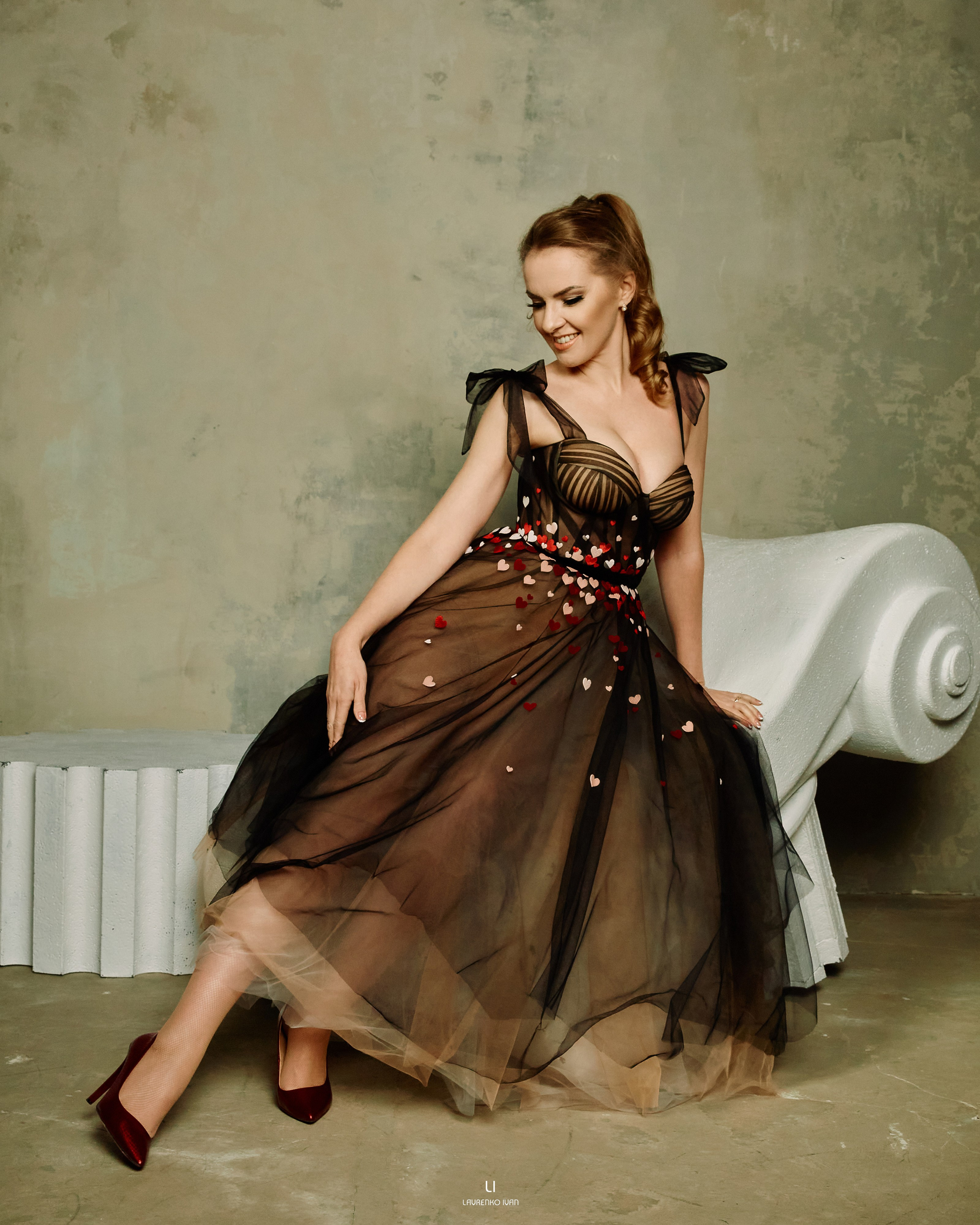 Індивідуальна Фотосесія (Дніпро). Фото В Студії  Та На Природі