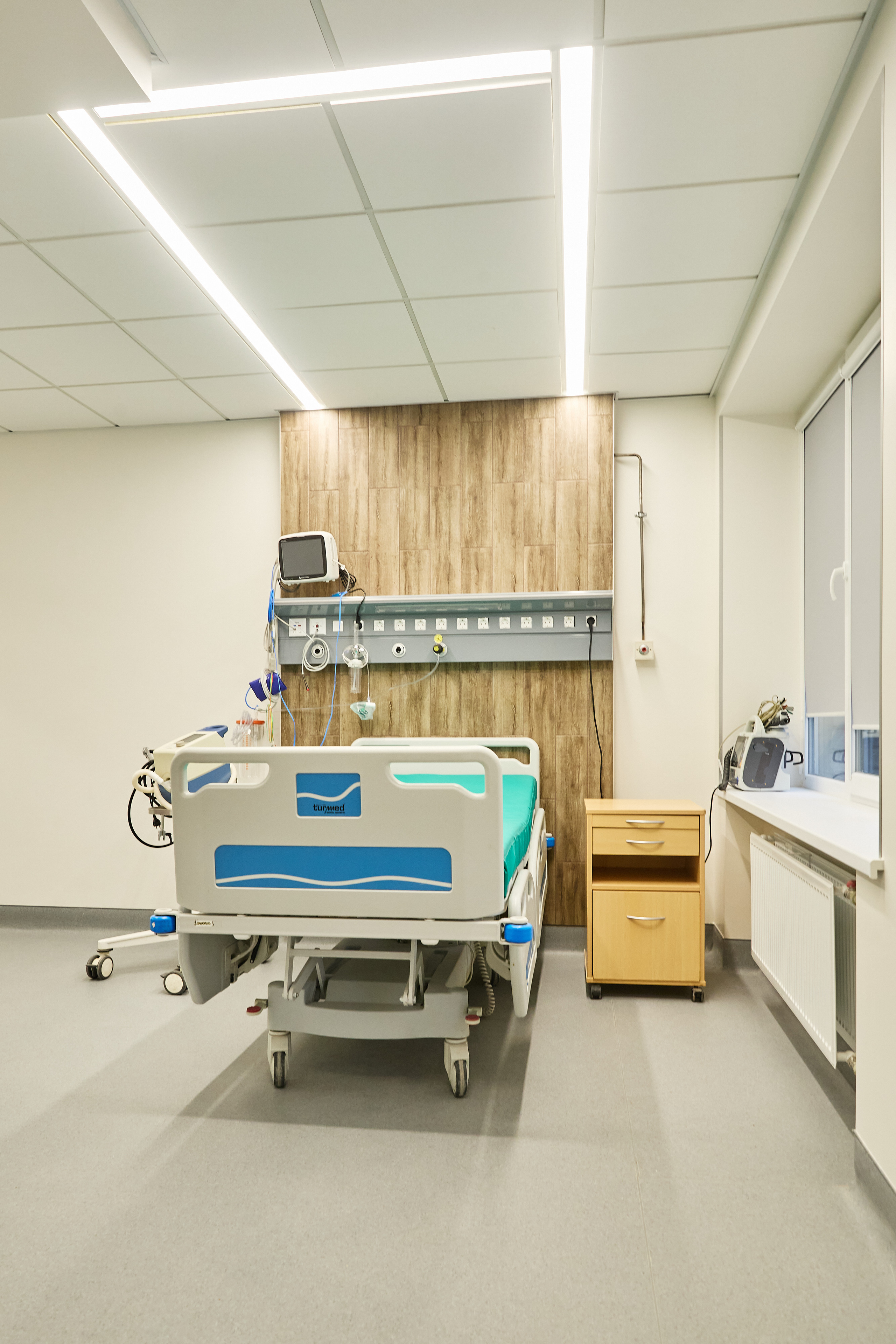 Интерьерное фото отделения интенсивной терапии, больницы г. Днепр