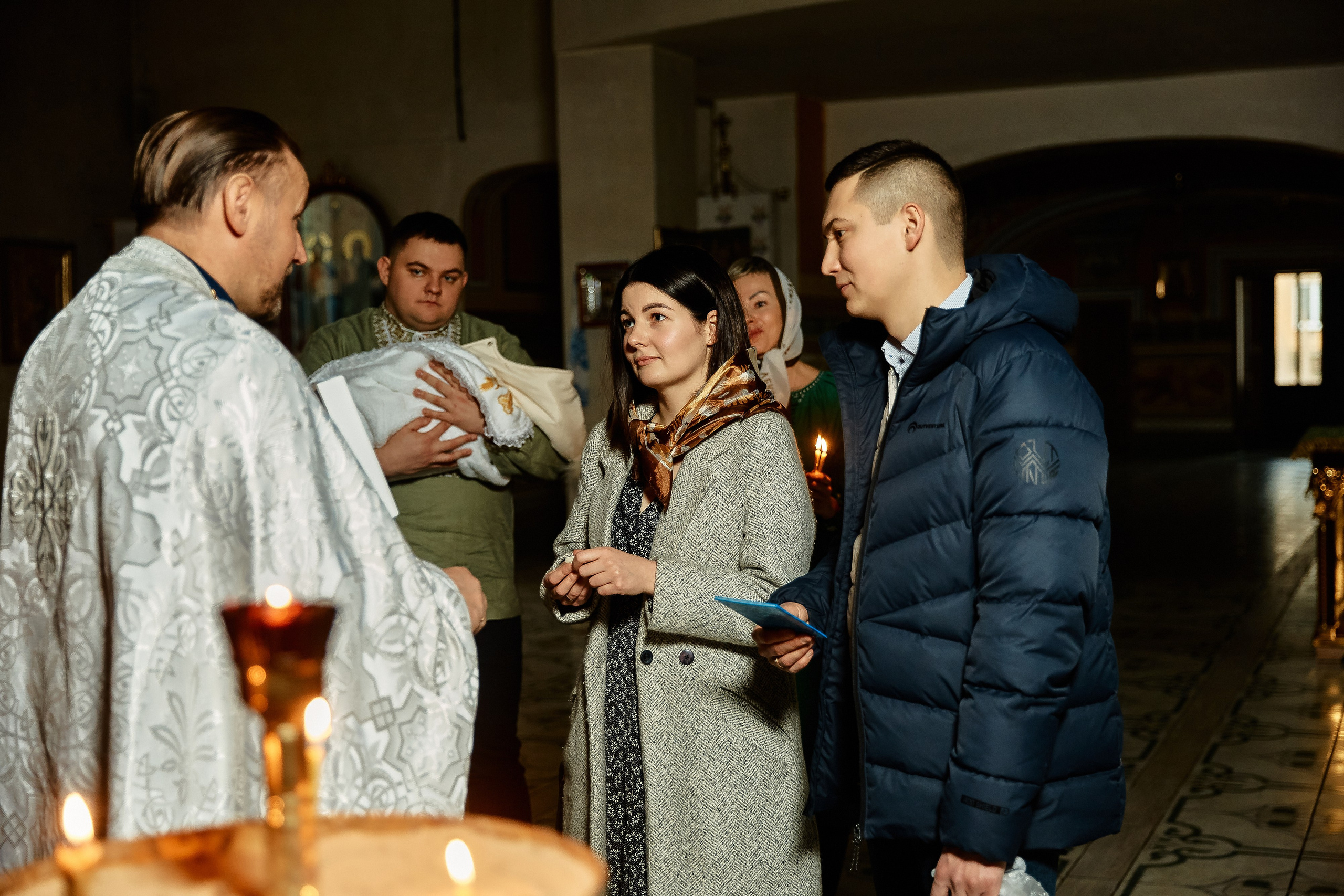 Зйомка хрестин у Дніпрі. Найкращі моменти цього таїнства