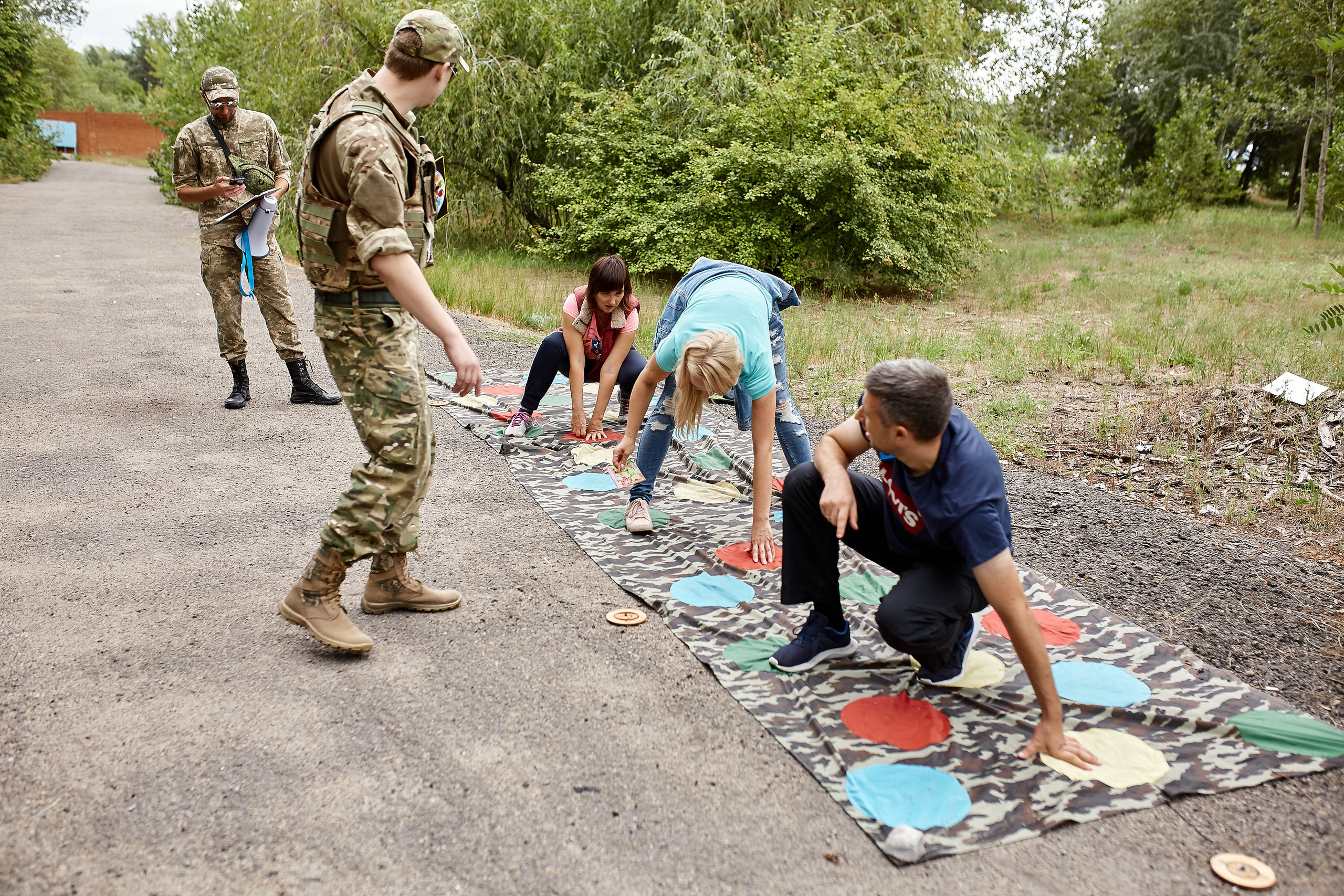 Репортажна фотосессія тимбілдингу для компанії Метінвест Інжинірінг