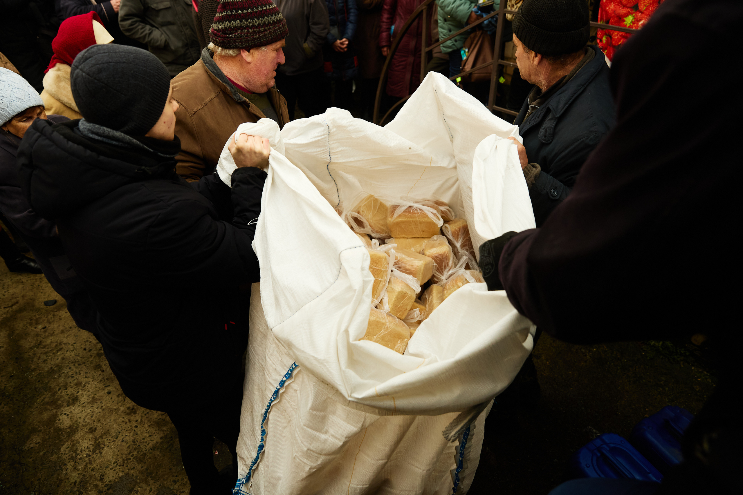 Высокополье Херсонская область. Гуманитарная помощь
