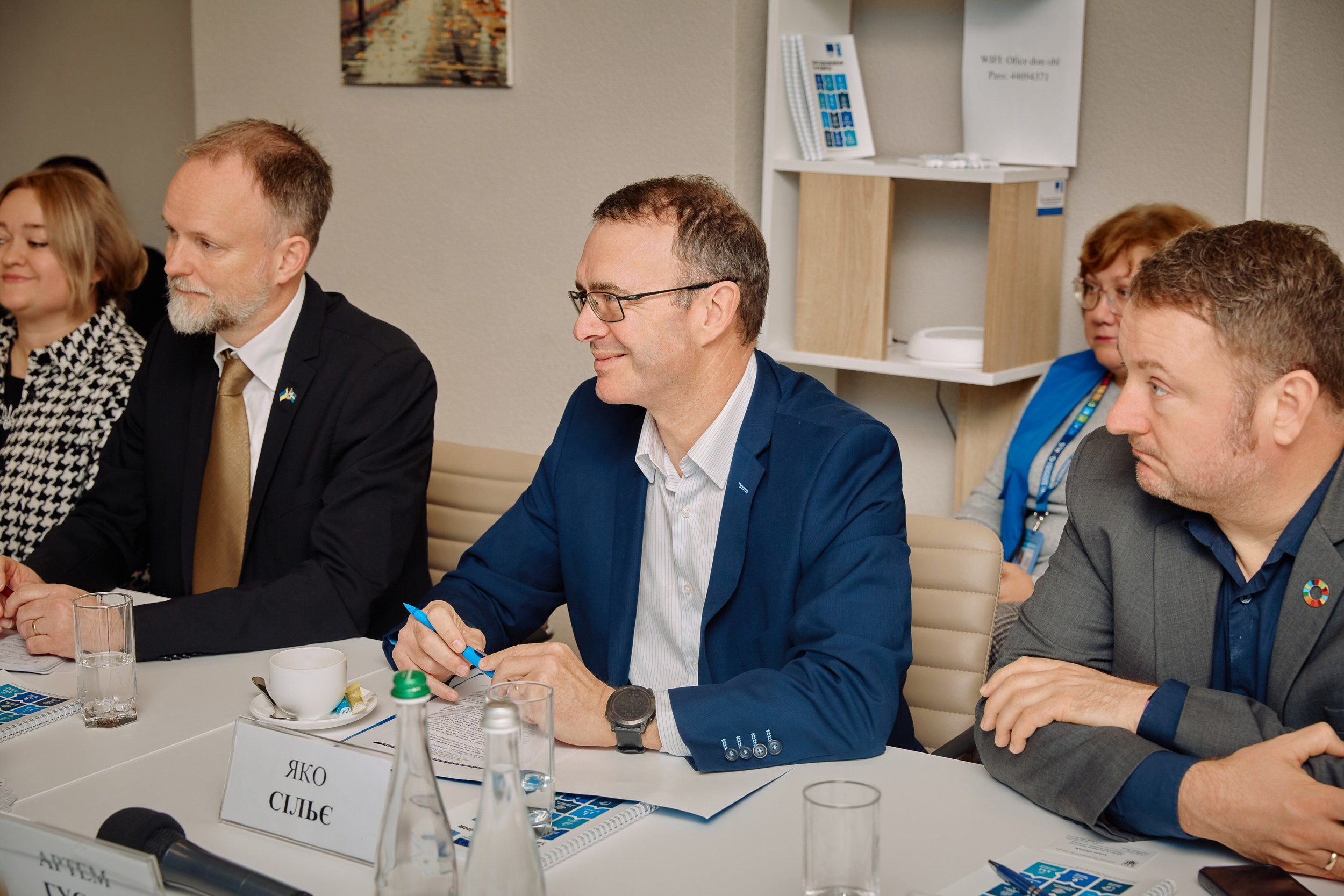 Фото зустрічі посла Австрії, з головами Дніпропетровської, Донецької, Луганської Військової ОДА