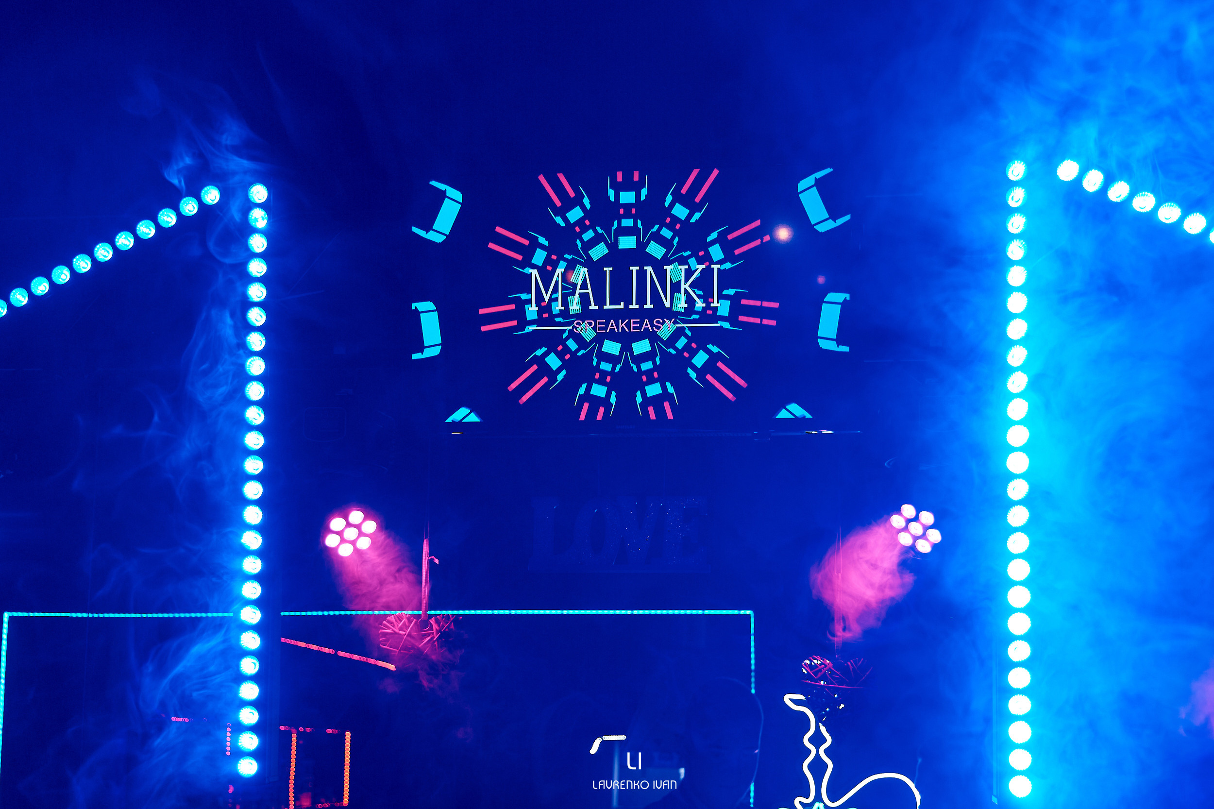 Репортажна зйомка у Дніпрі. Фотосессія у ресторані