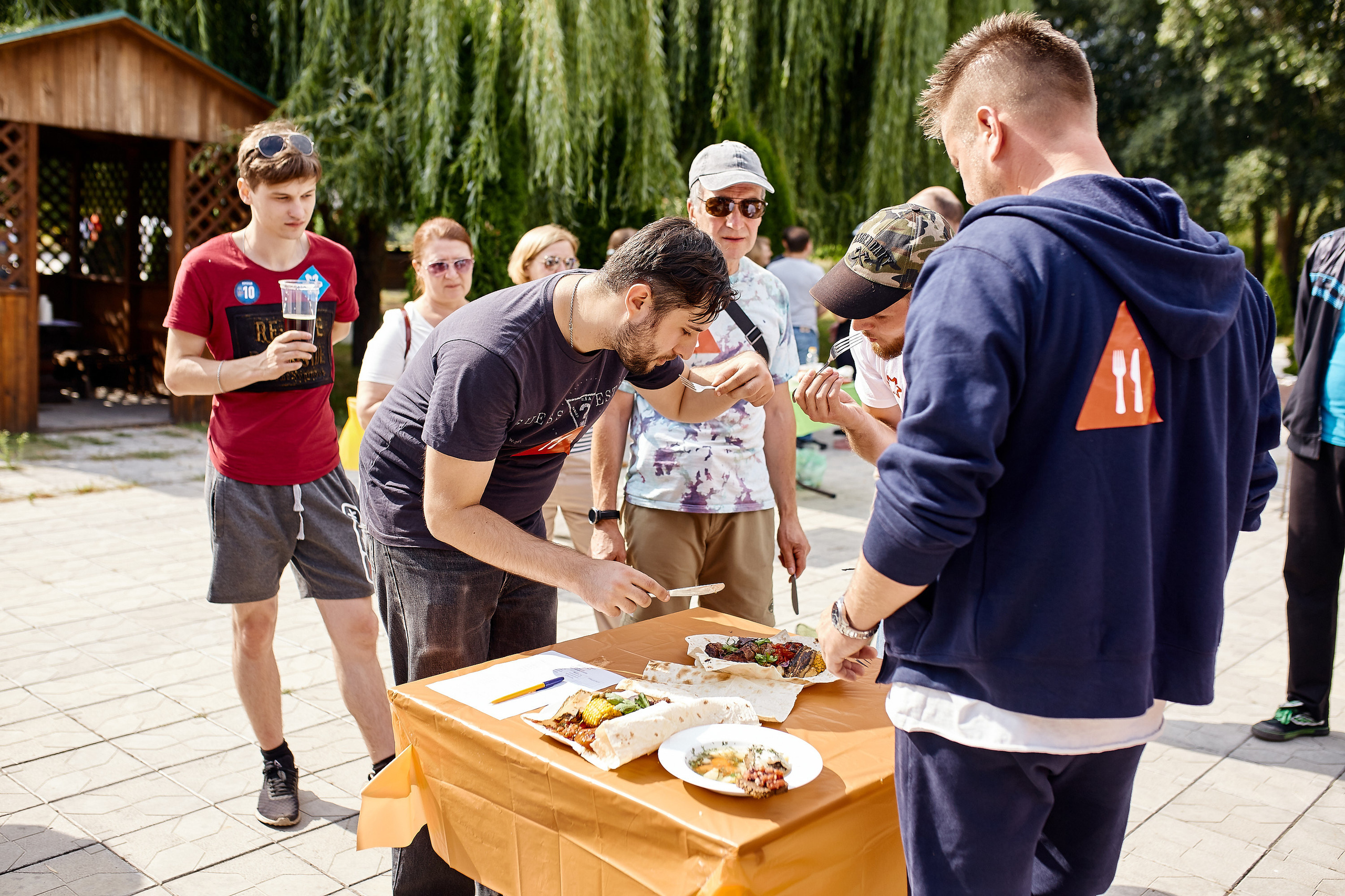 Репортажна фотосессія тимбілдингу для компанії Метінвест Інжинірінг
