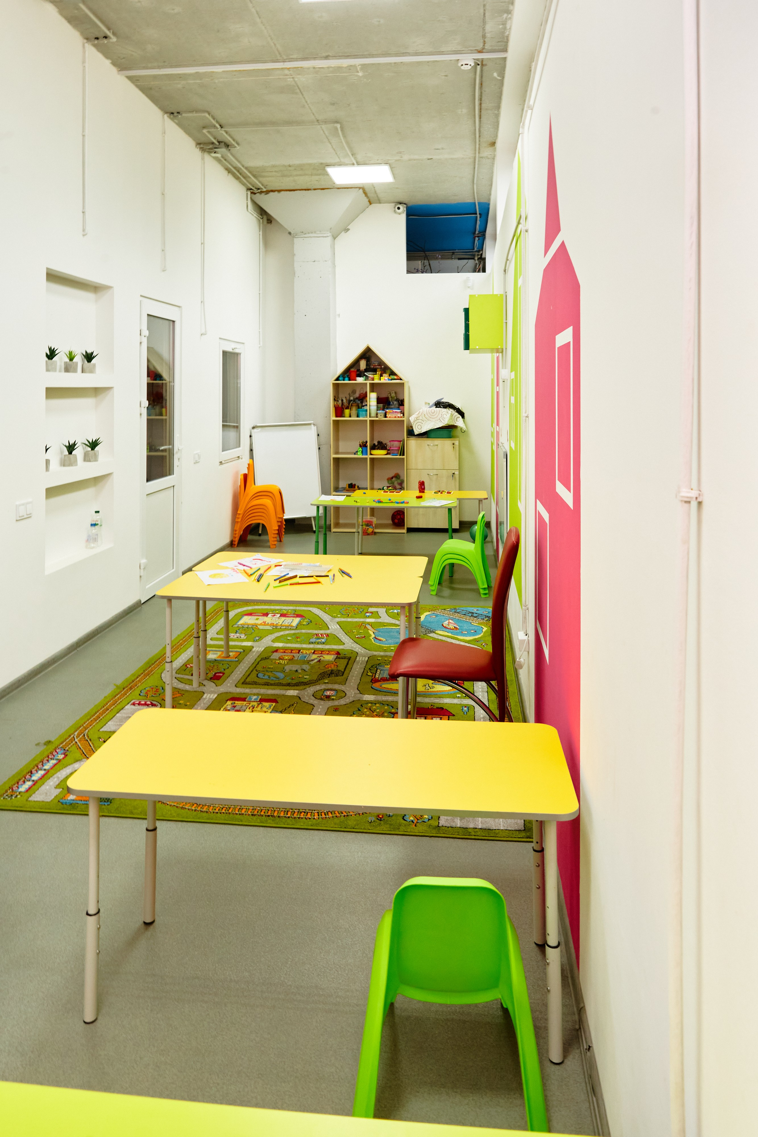 Інтер'єрна фотосесія Дніпро. Фото дитячого центру. Інтер'єрний фотограф у Дніпрі