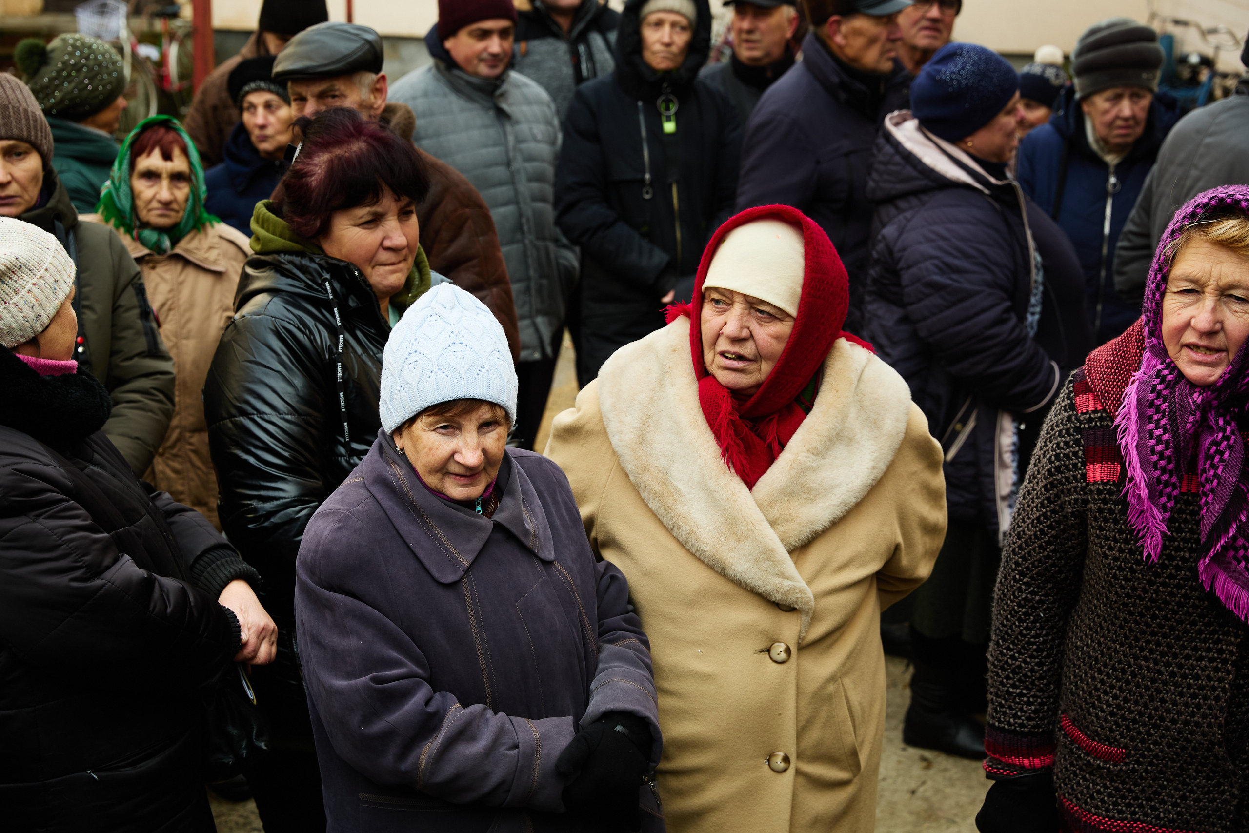 Високопілля. Херсонська область. Видача гуманітарної допомоги