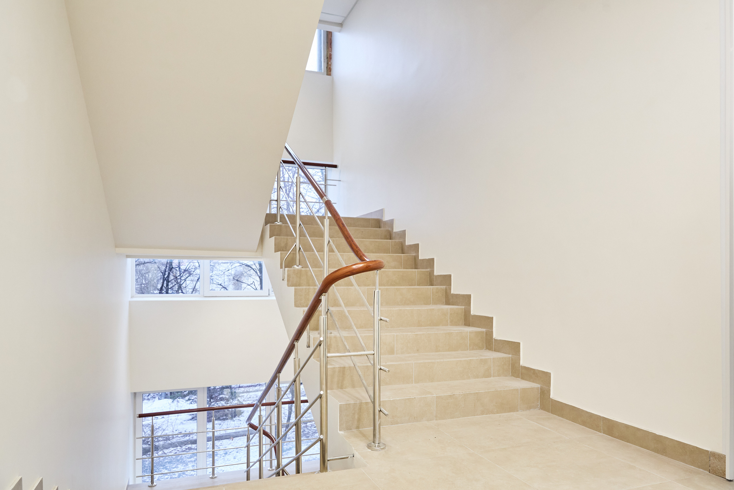 Интерьерное фото отделения интенсивной терапии, больницы г. Днепр